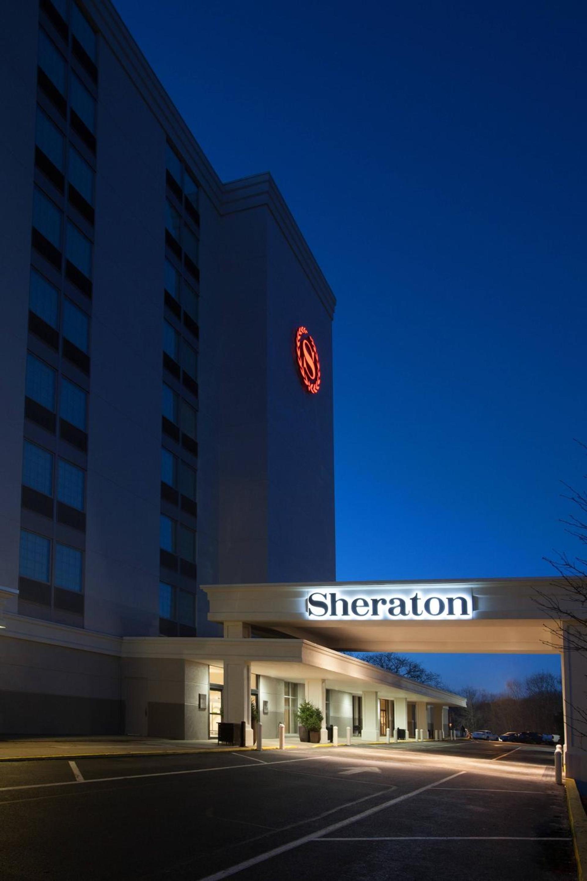 Sheraton Pittsburgh Airport Hotel photo 2