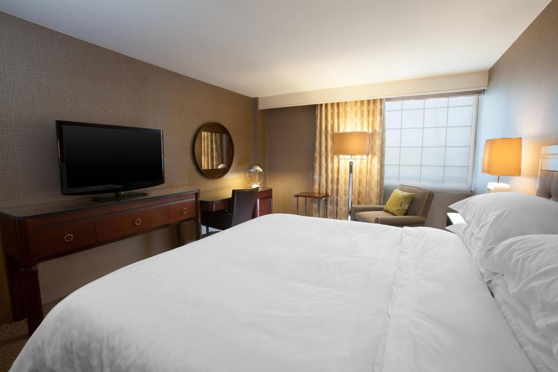 Sheraton Pittsburgh Airport Hotel photo 9