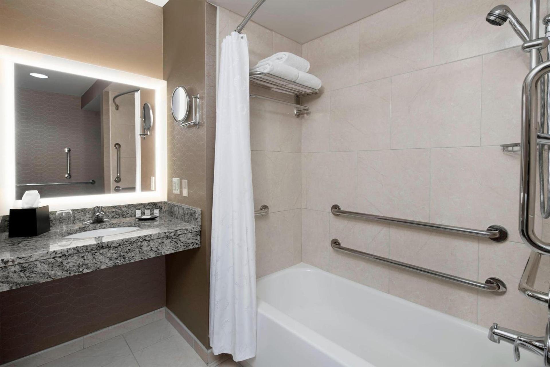 Sheraton Pittsburgh Airport Hotel photo 10