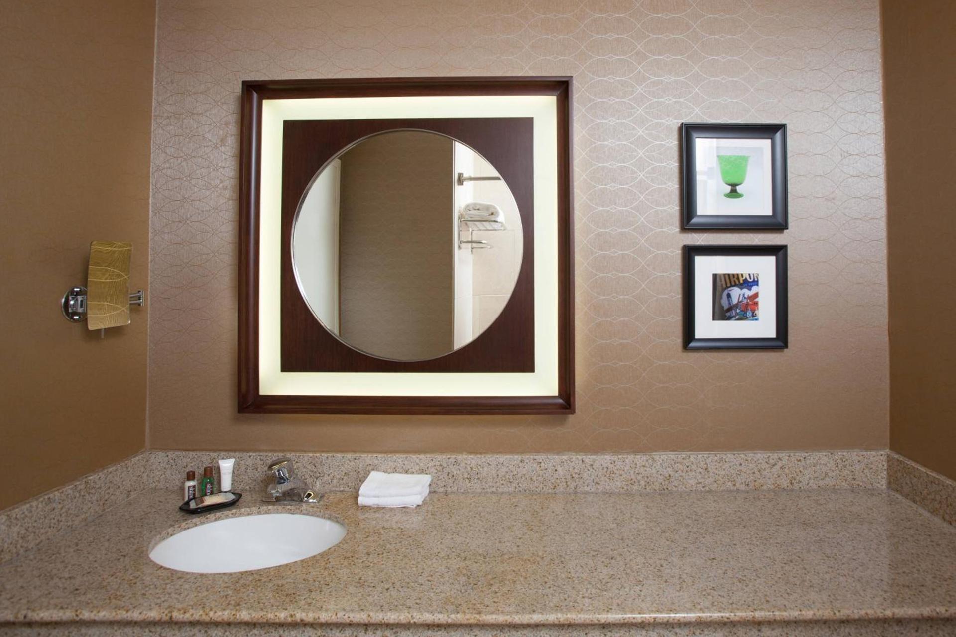 Sheraton Pittsburgh Airport Hotel photo 12