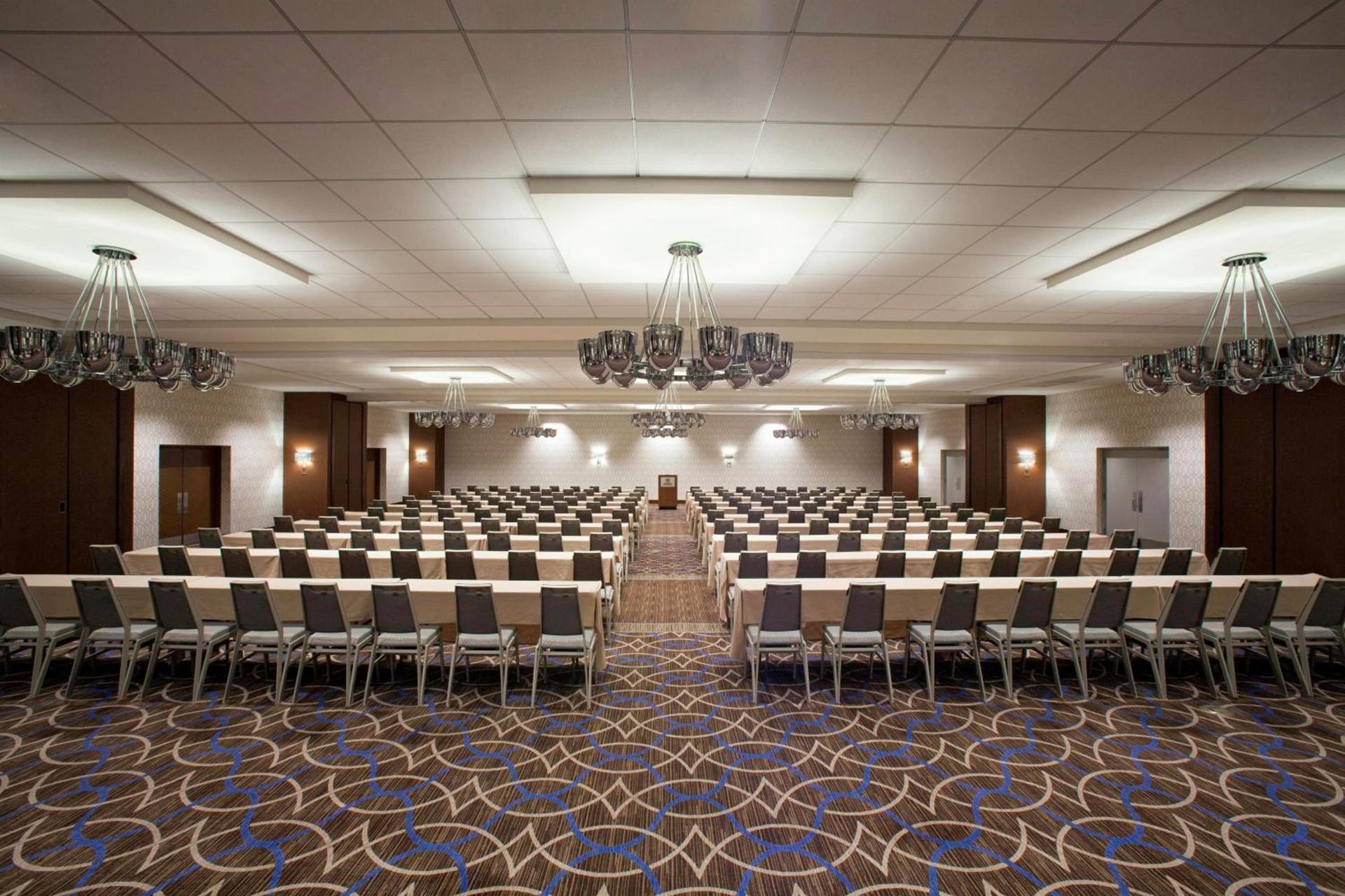 Sheraton Pittsburgh Airport Hotel photo 25