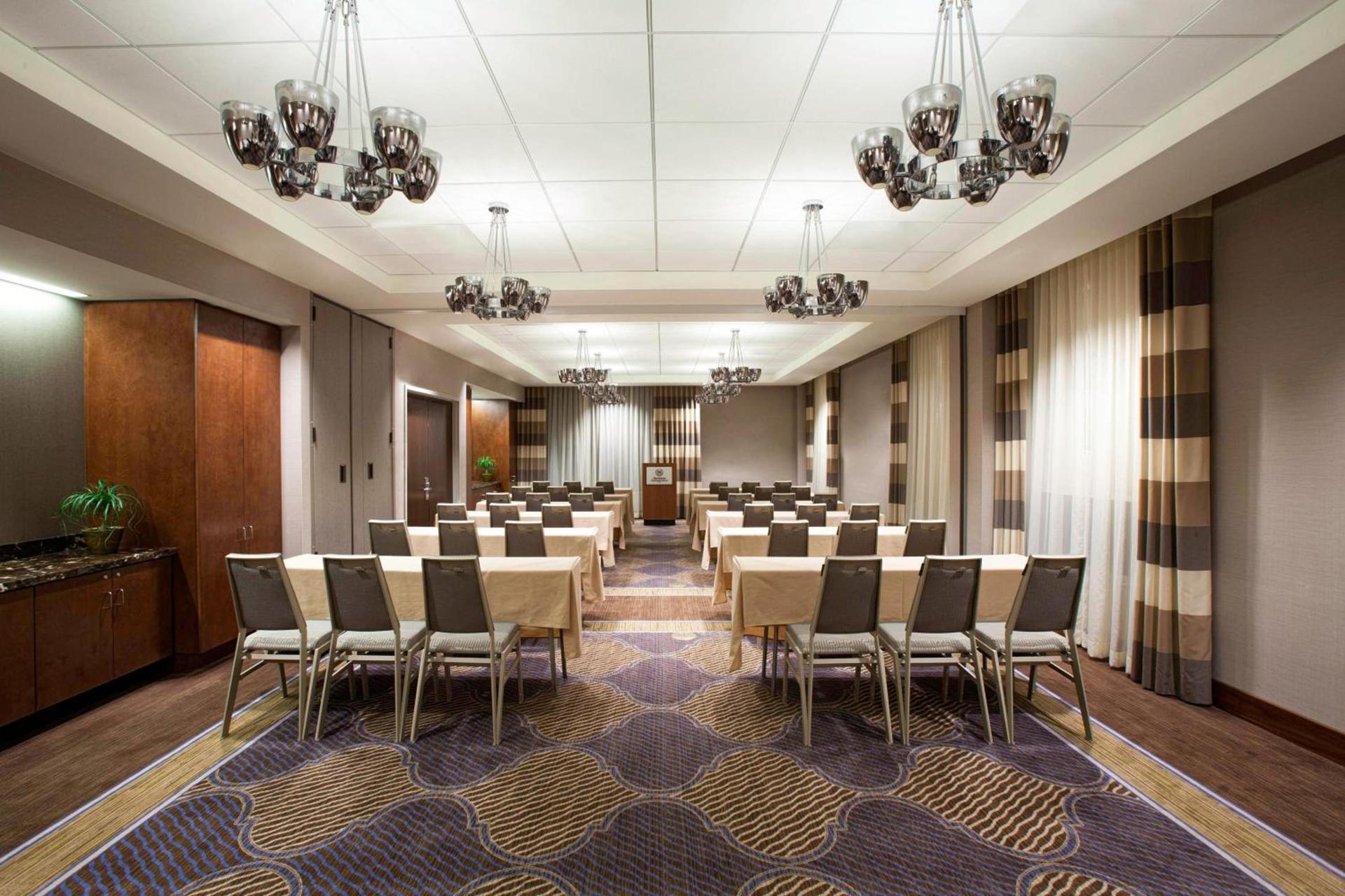 Sheraton Pittsburgh Airport Hotel photo 31