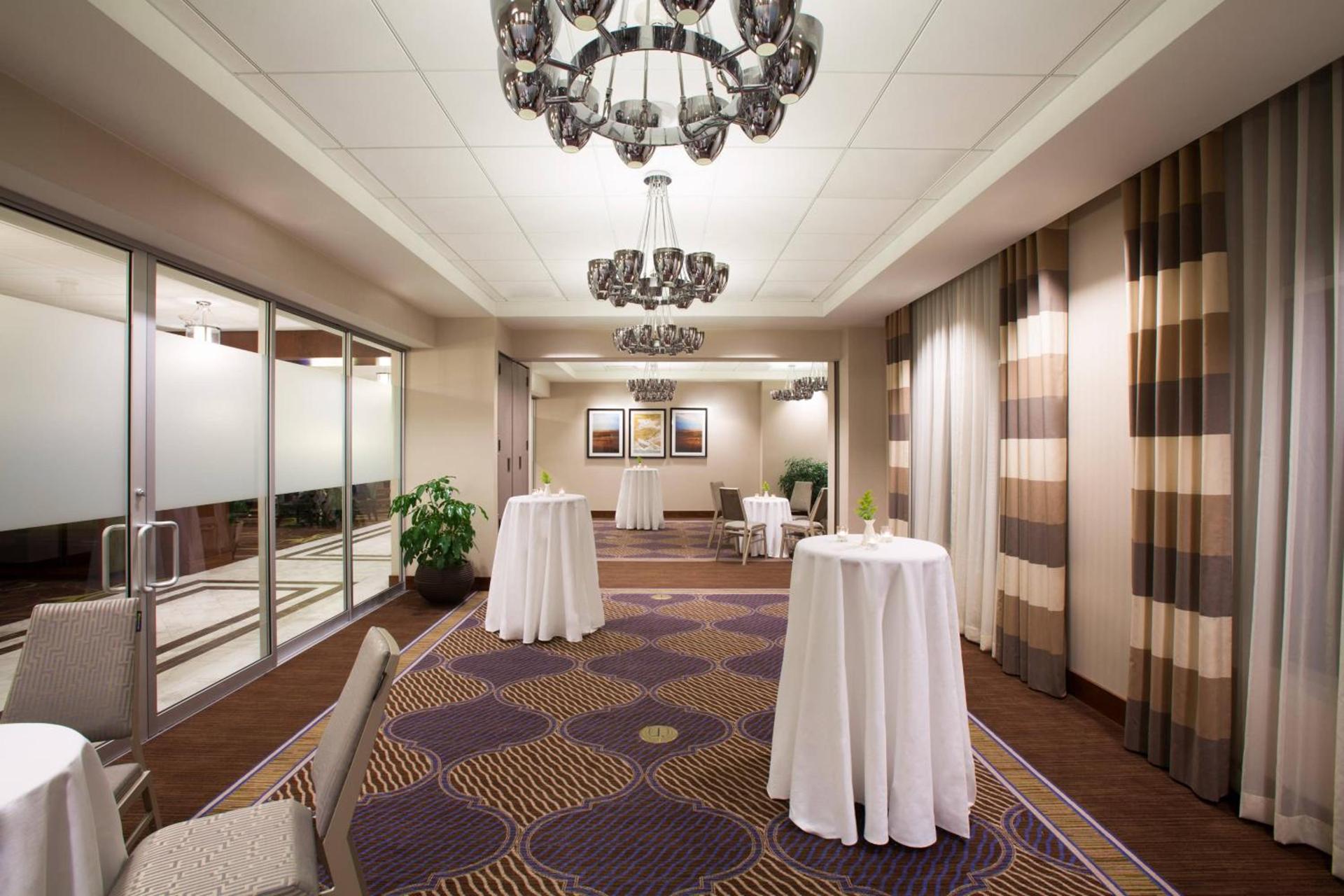 Sheraton Pittsburgh Airport Hotel photo 32
