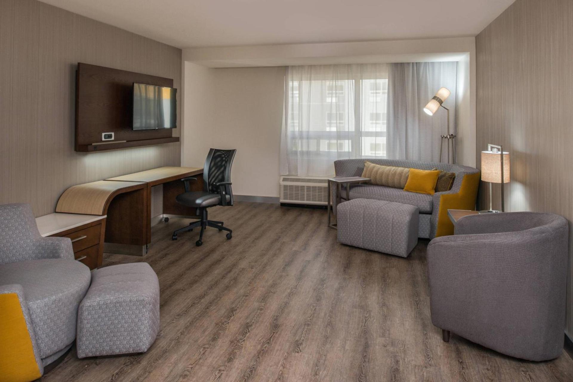 Courtyard by Marriott Temecula Murrieta photo 16