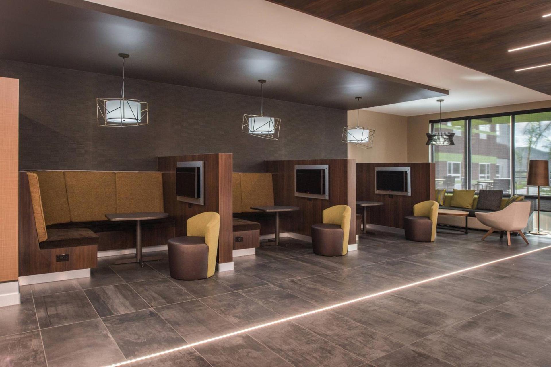 Courtyard by Marriott Temecula Murrieta photo 21