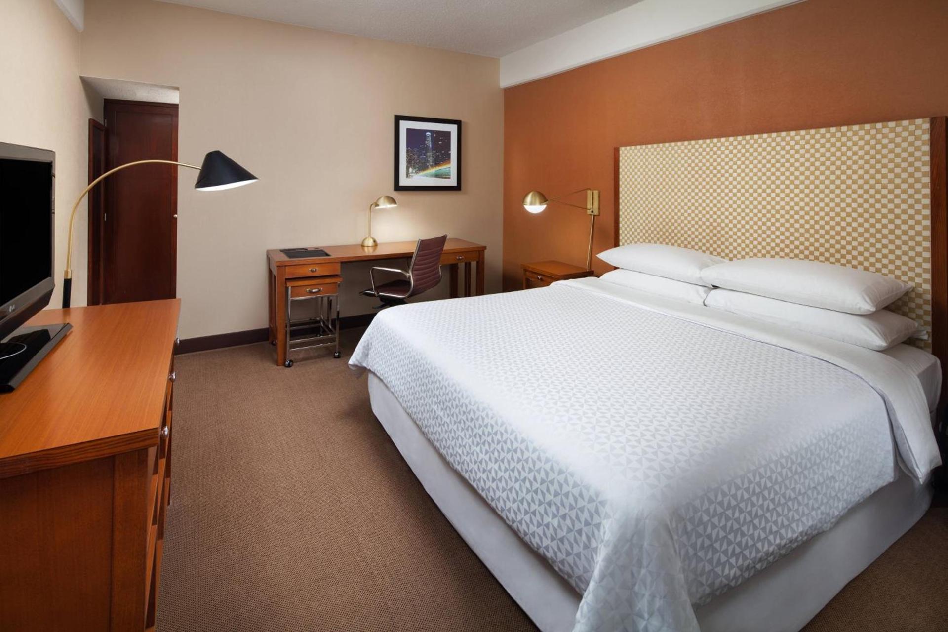 Four Points by Sheraton Los Angeles International Airport photo 13