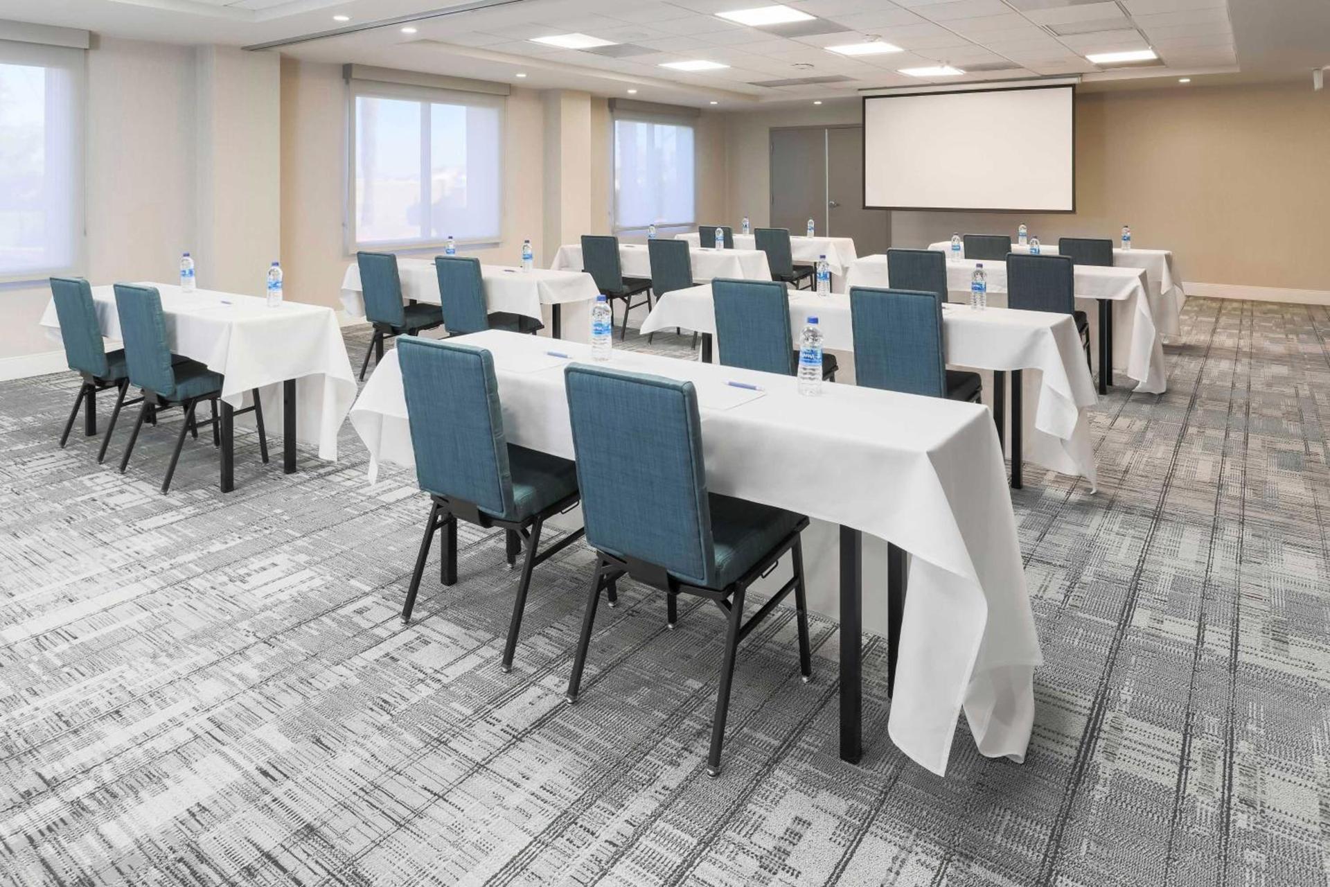 Four Points by Sheraton, Ontario-Rancho Cucamonga photo 17