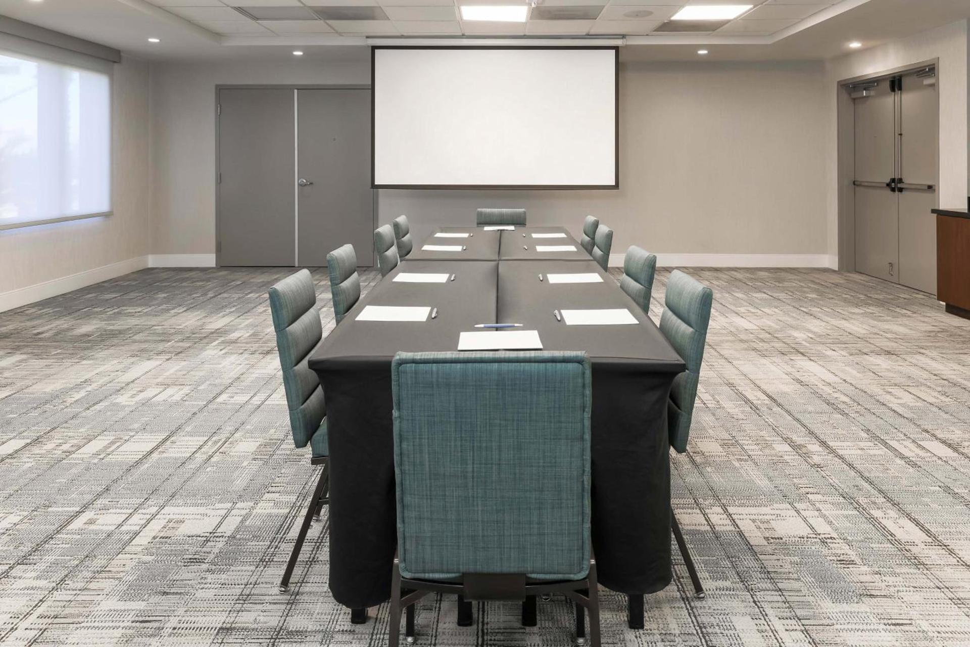 Four Points by Sheraton, Ontario-Rancho Cucamonga photo 19