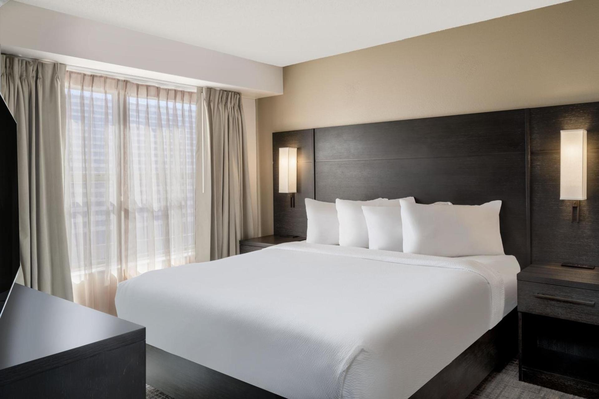 Residence Inn by Marriott Boulder Broomfield photo 8
