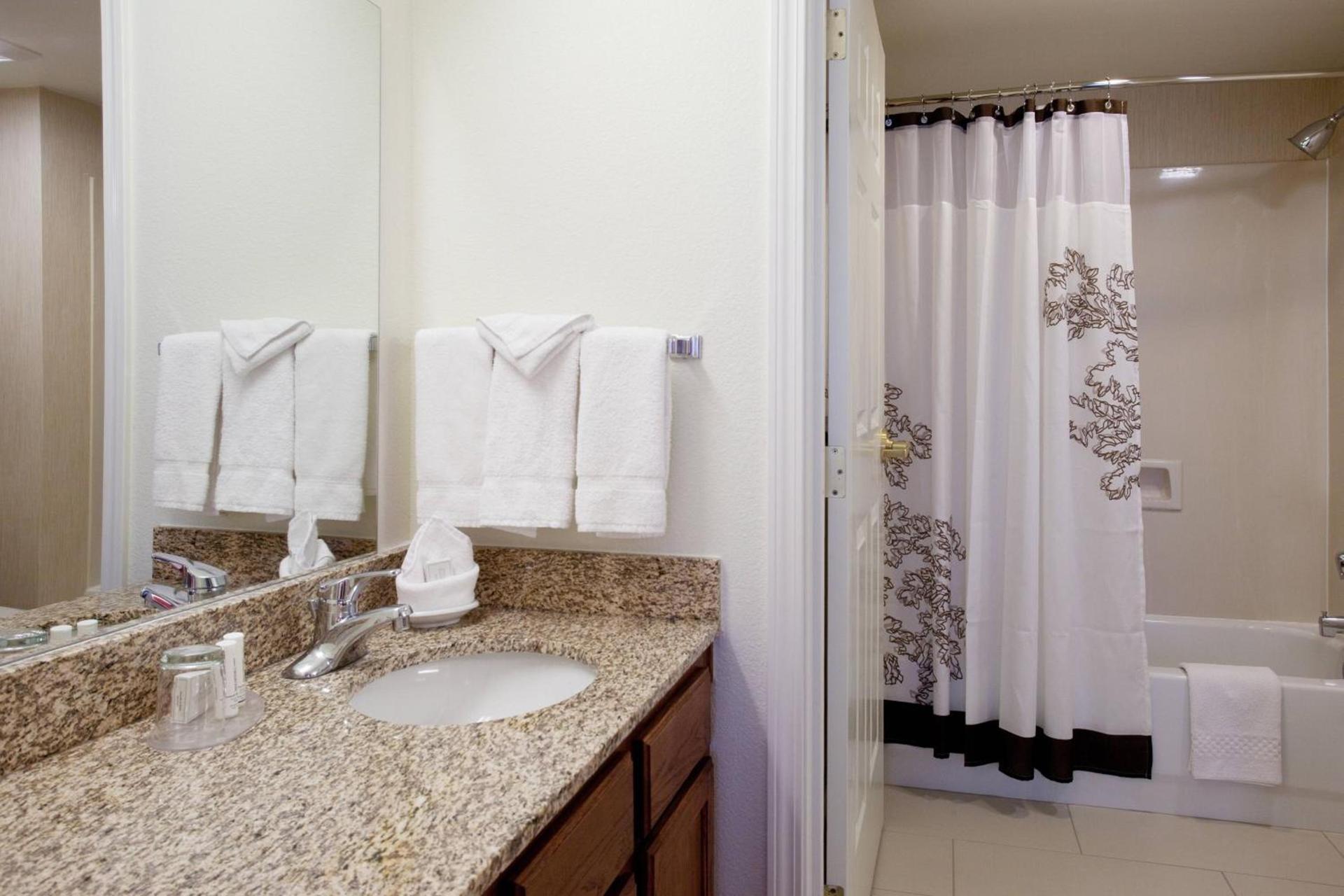 Residence Inn by Marriott Boulder Broomfield photo 12
