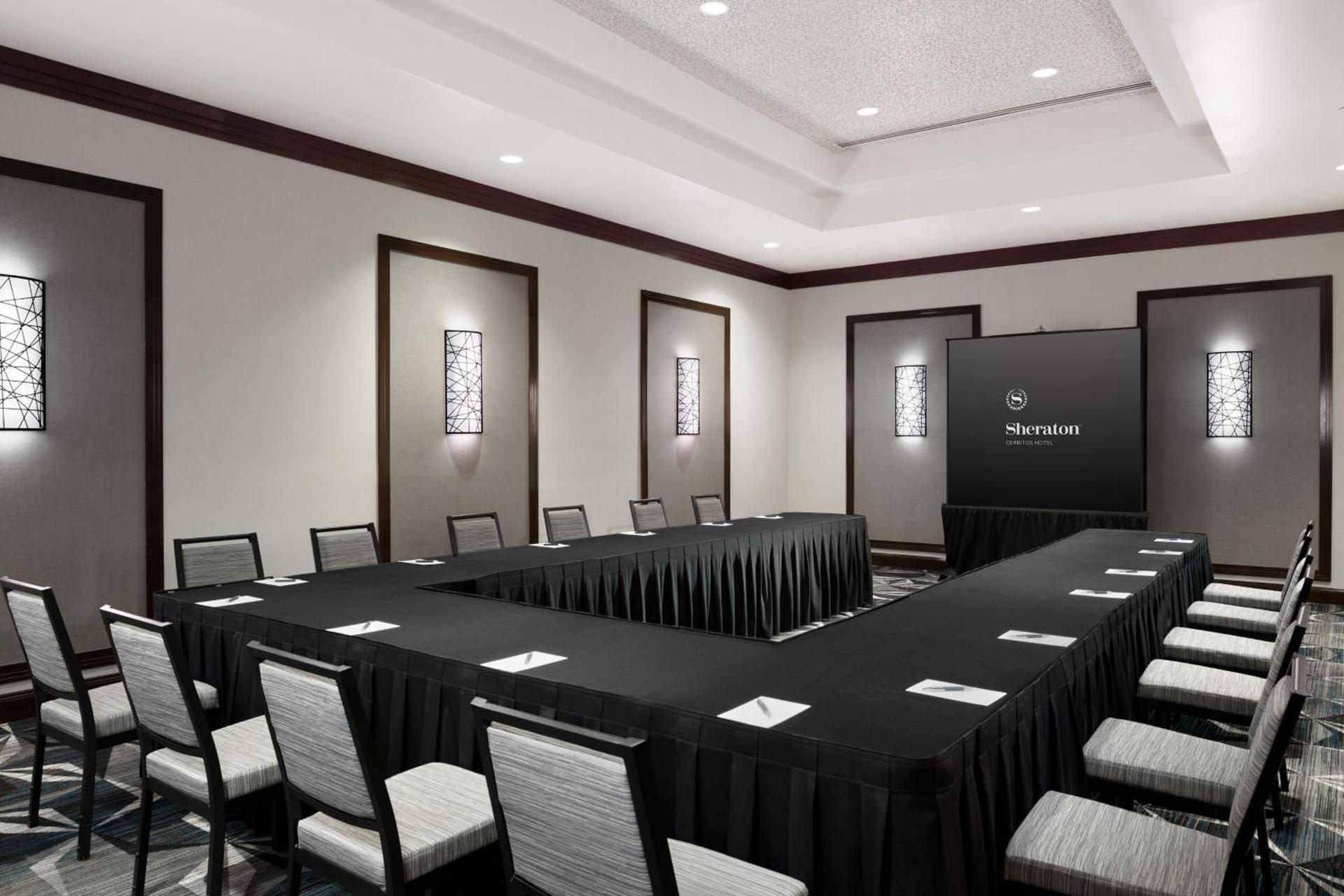 Sheraton Cerritos photo 43