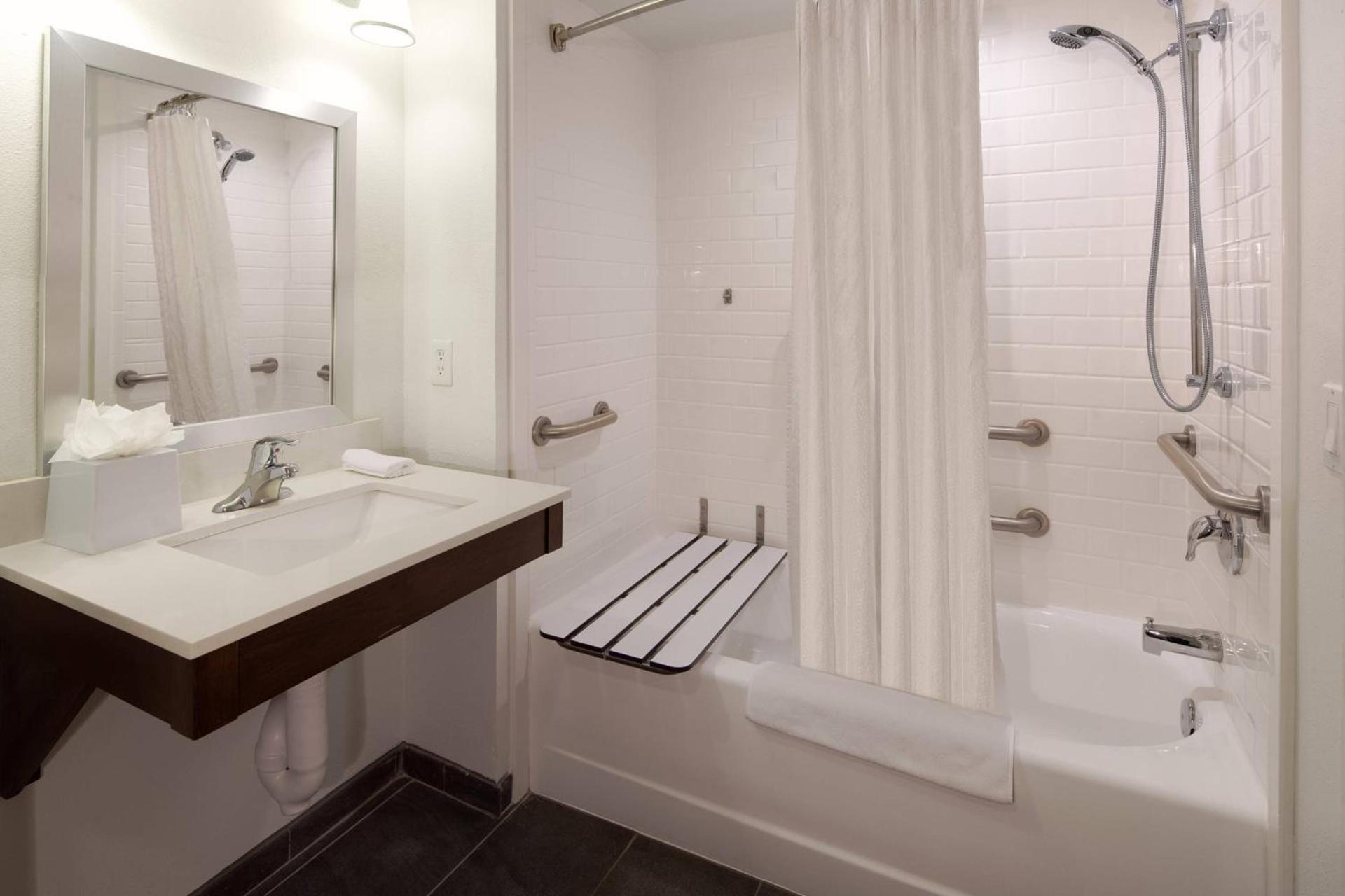 Four Points by Sheraton Cocoa Beach photo 9