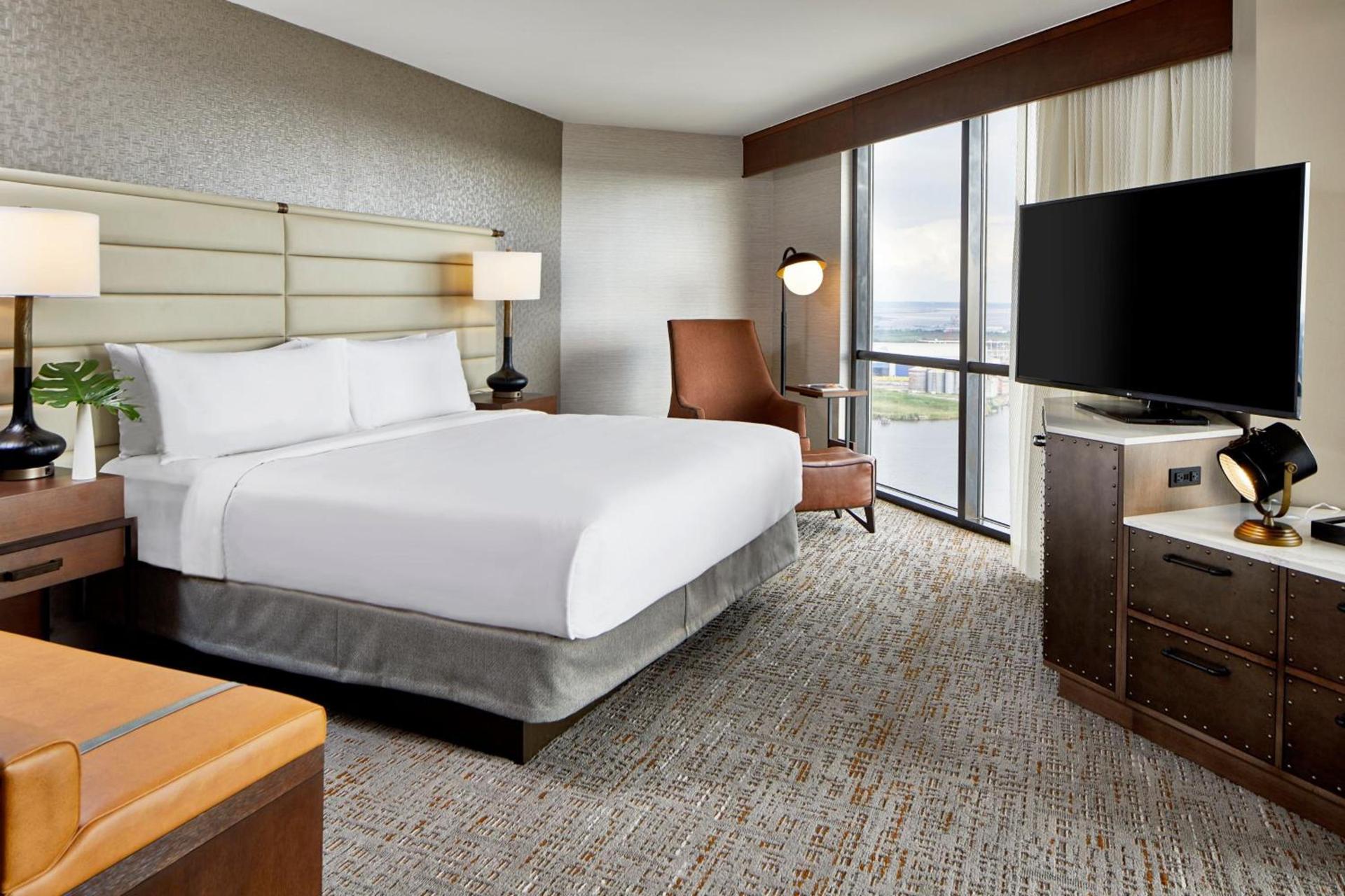 Renaissance Mobile Riverview Plaza Hotel photo 15