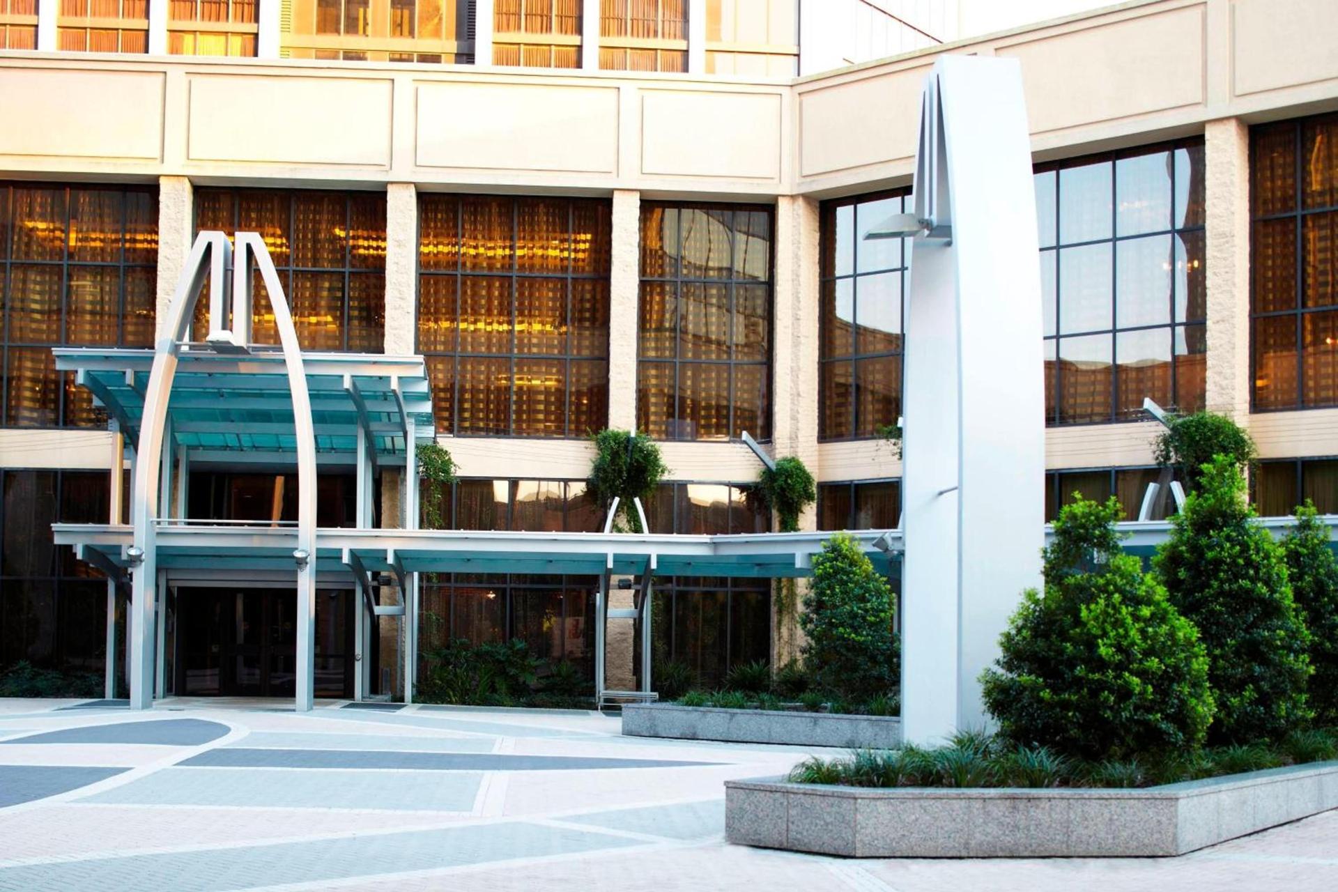 Renaissance Mobile Riverview Plaza Hotel photo 4