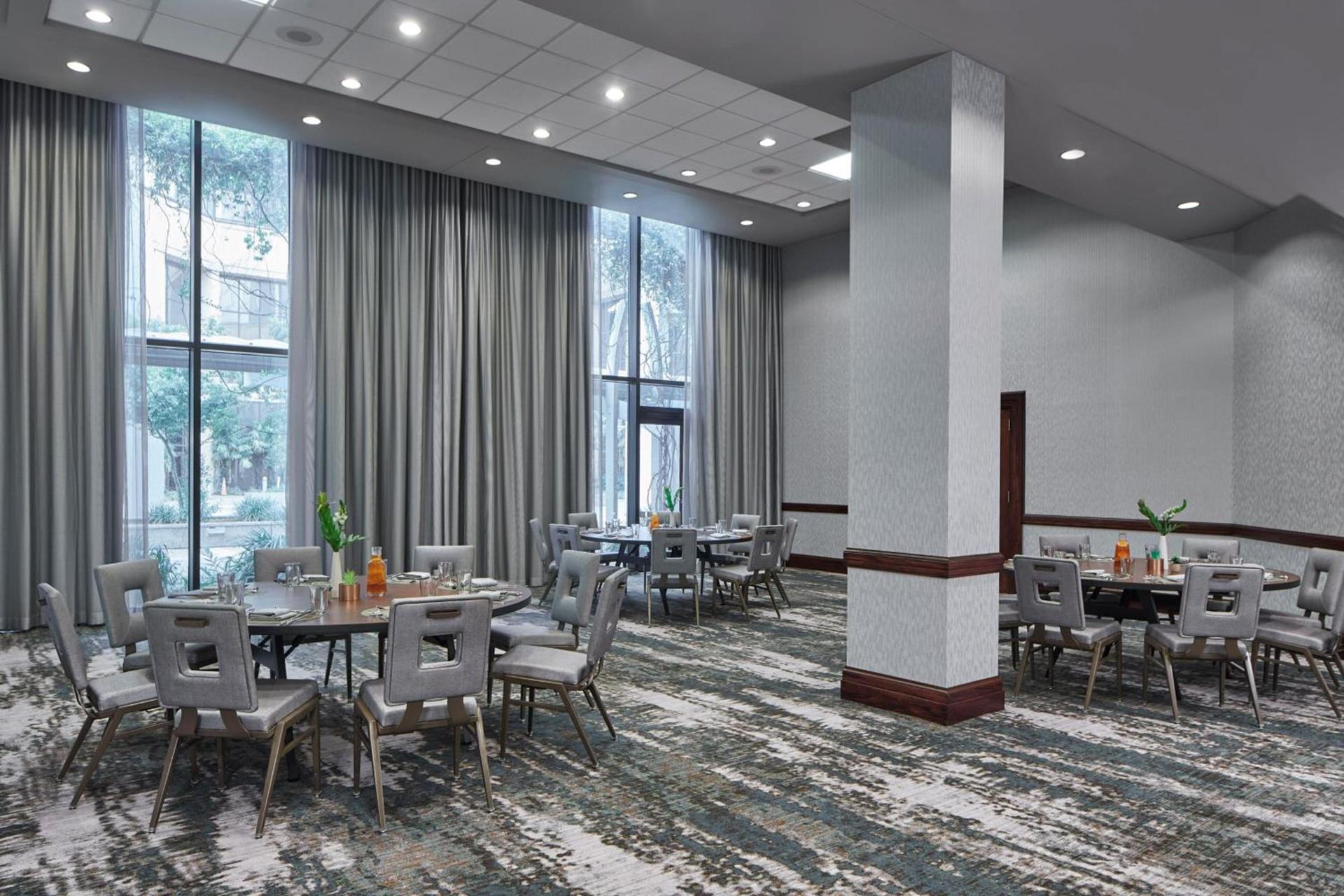 Renaissance Mobile Riverview Plaza Hotel photo 50