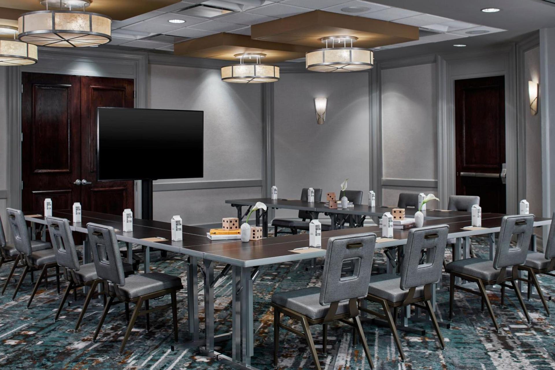 Renaissance Mobile Riverview Plaza Hotel photo 53