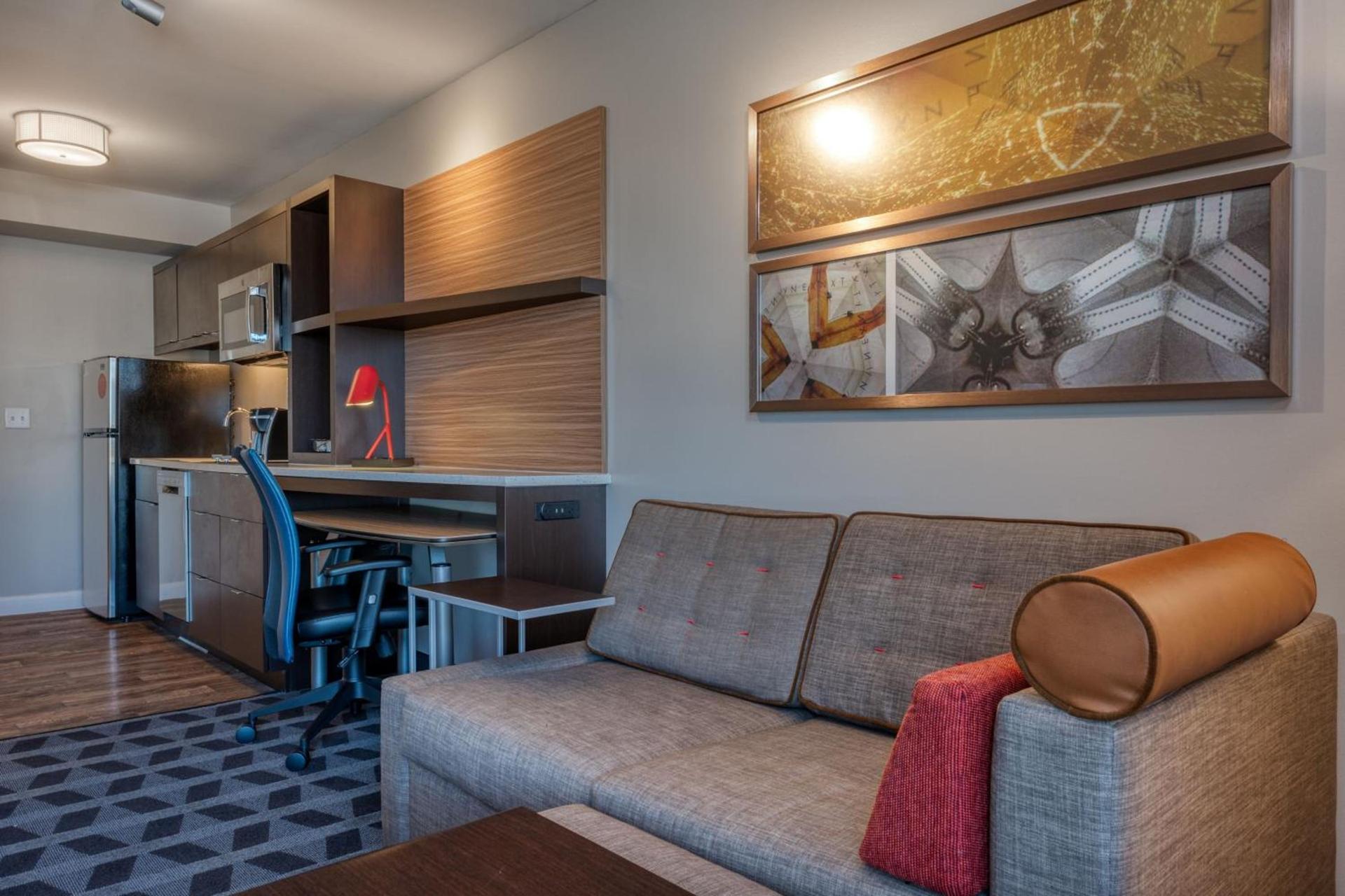 TownePlace Suites by Marriott Indianapolis Airport photo 20