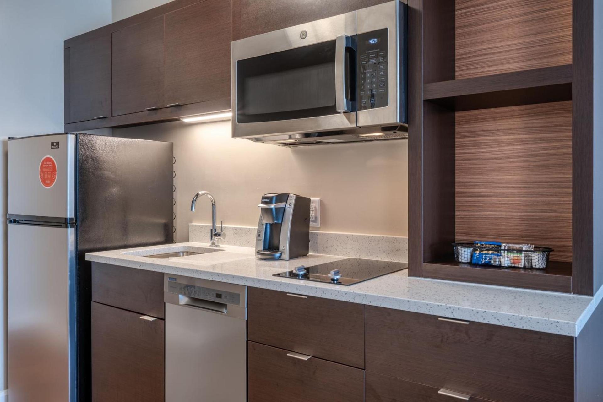 TownePlace Suites by Marriott Indianapolis Airport photo 23