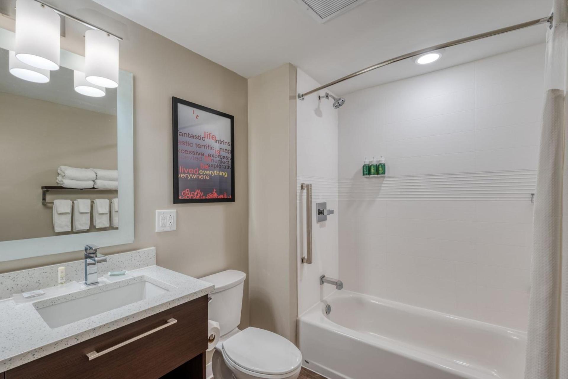 TownePlace Suites by Marriott Indianapolis Airport photo 25
