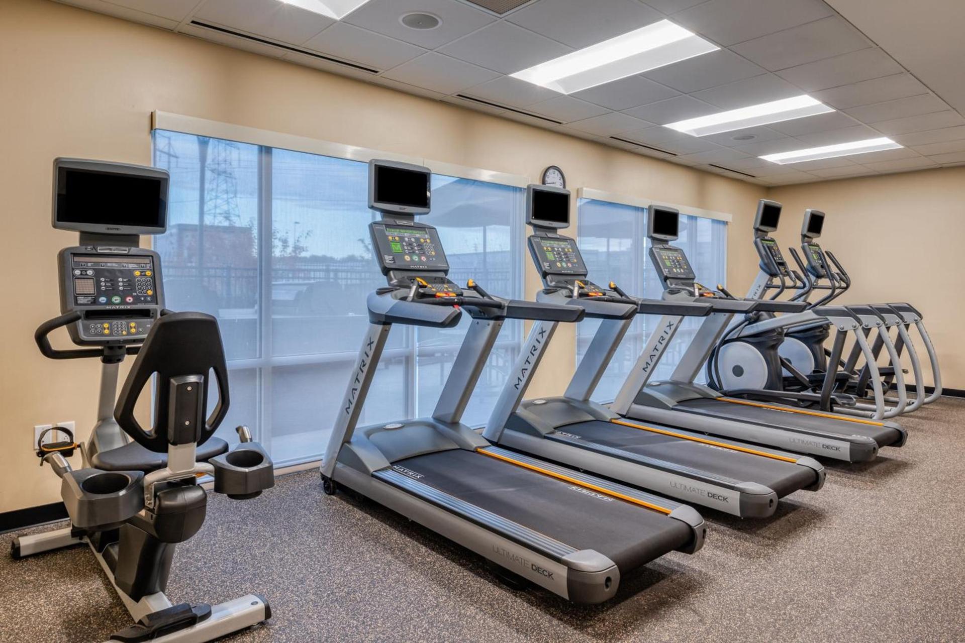 TownePlace Suites by Marriott Indianapolis Airport photo 37