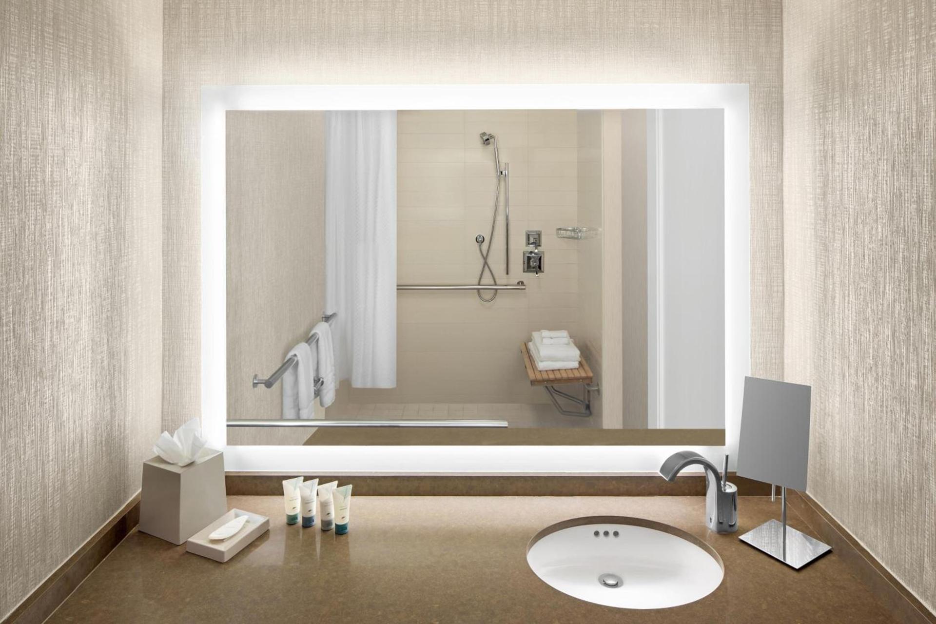 The Westin New York Grand Central photo 29