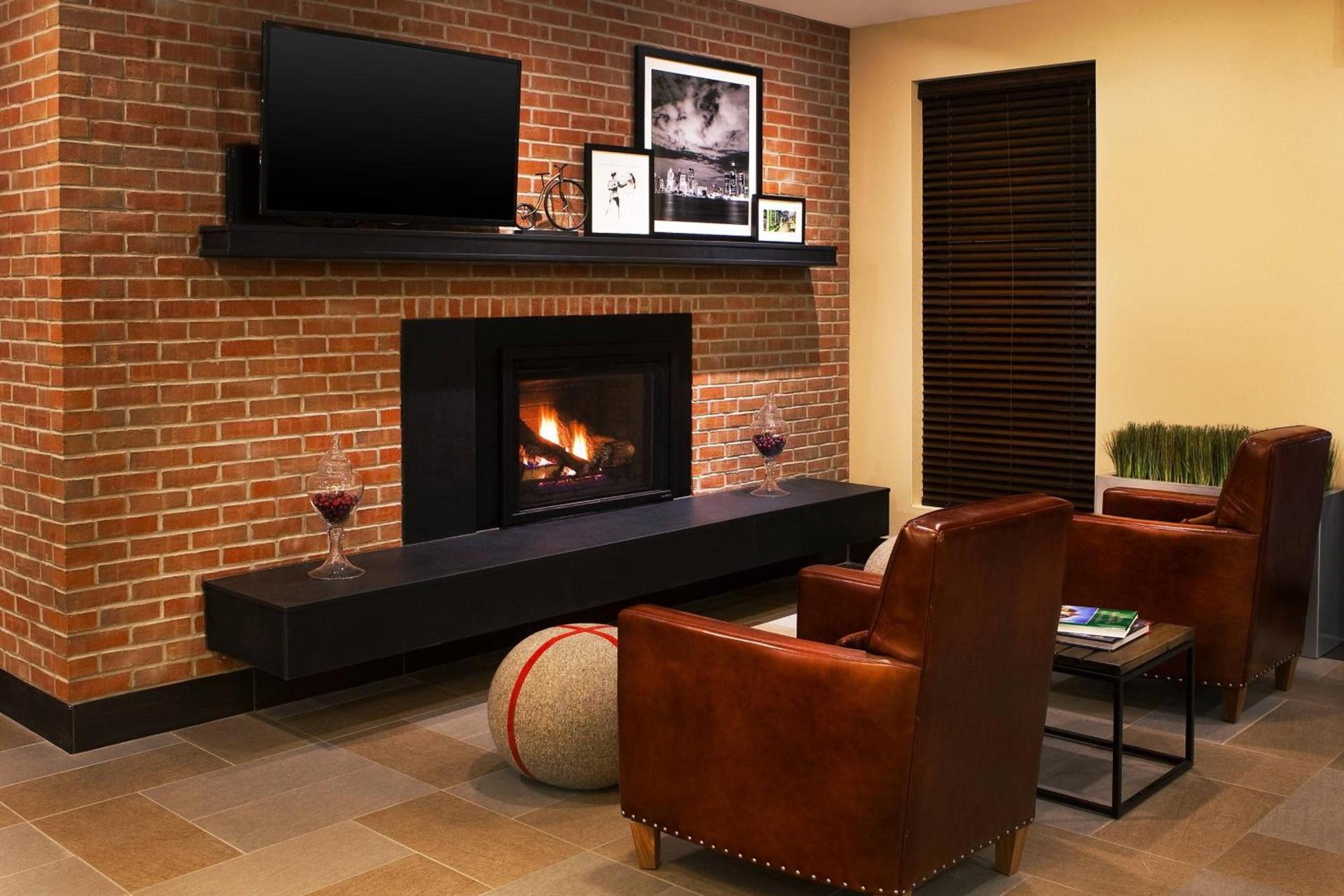 Four Points By Sheraton - Saginaw photo 7