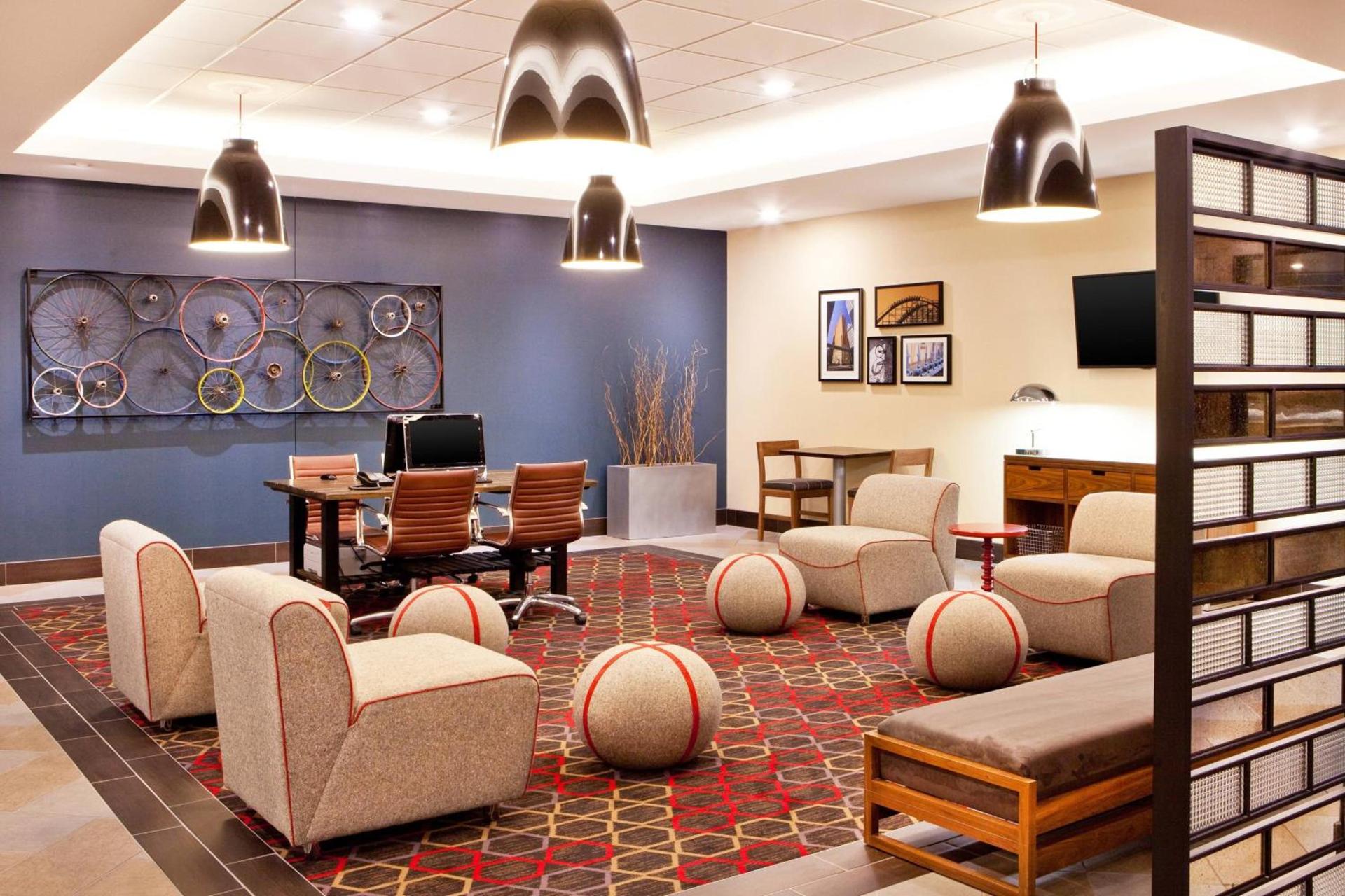 Four Points By Sheraton - Saginaw photo 9
