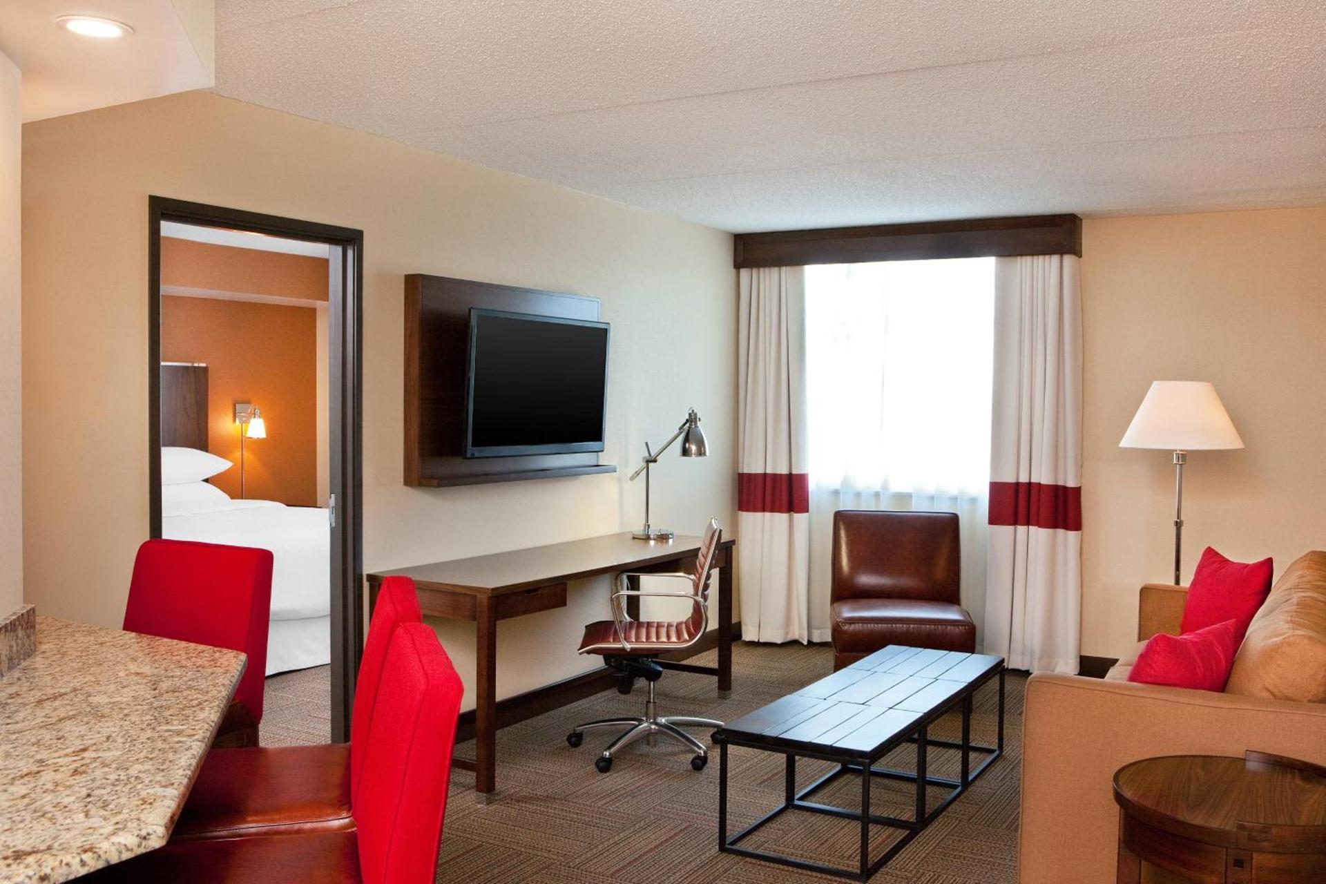Four Points By Sheraton - Saginaw photo 14