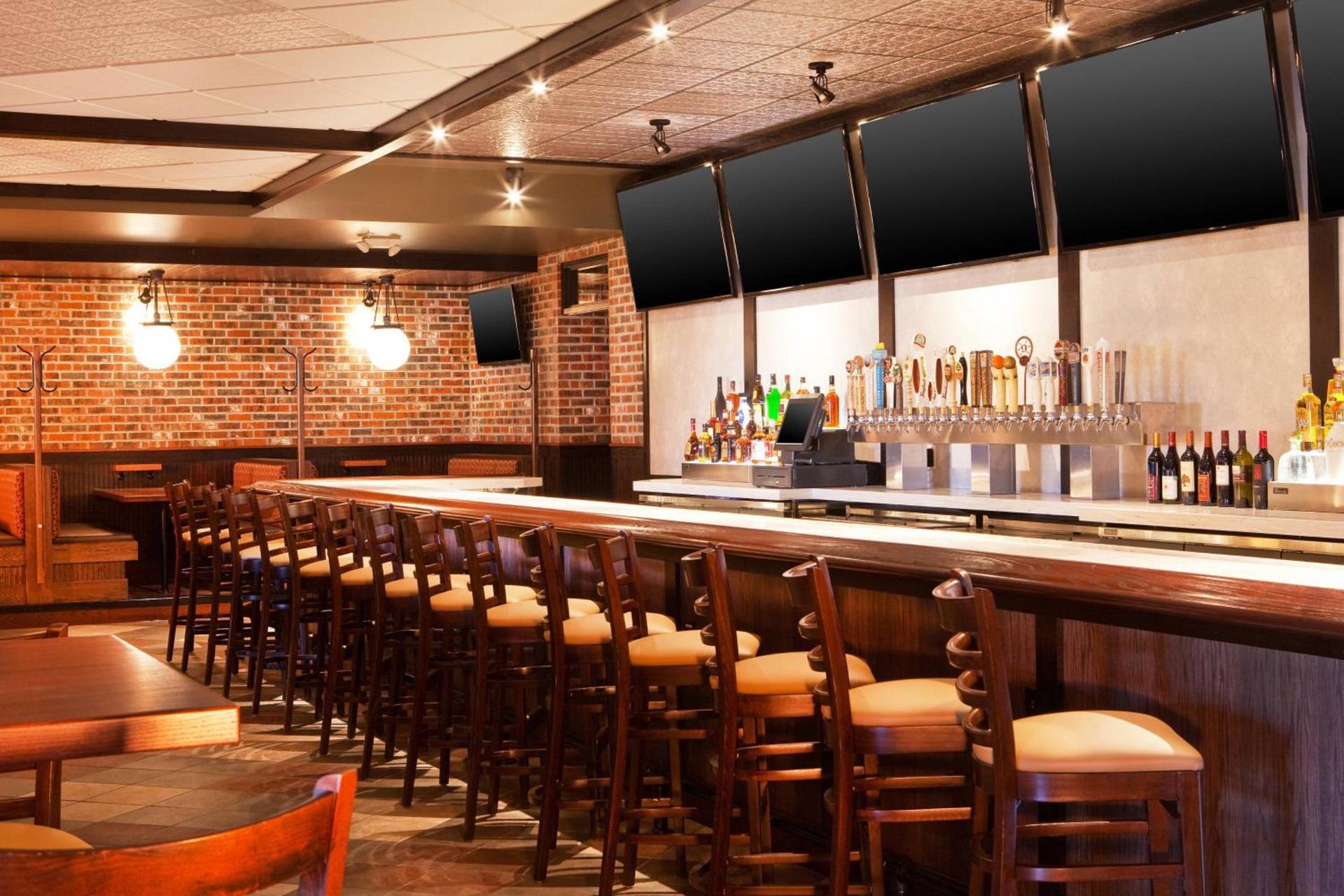 Four Points By Sheraton - Saginaw photo 17