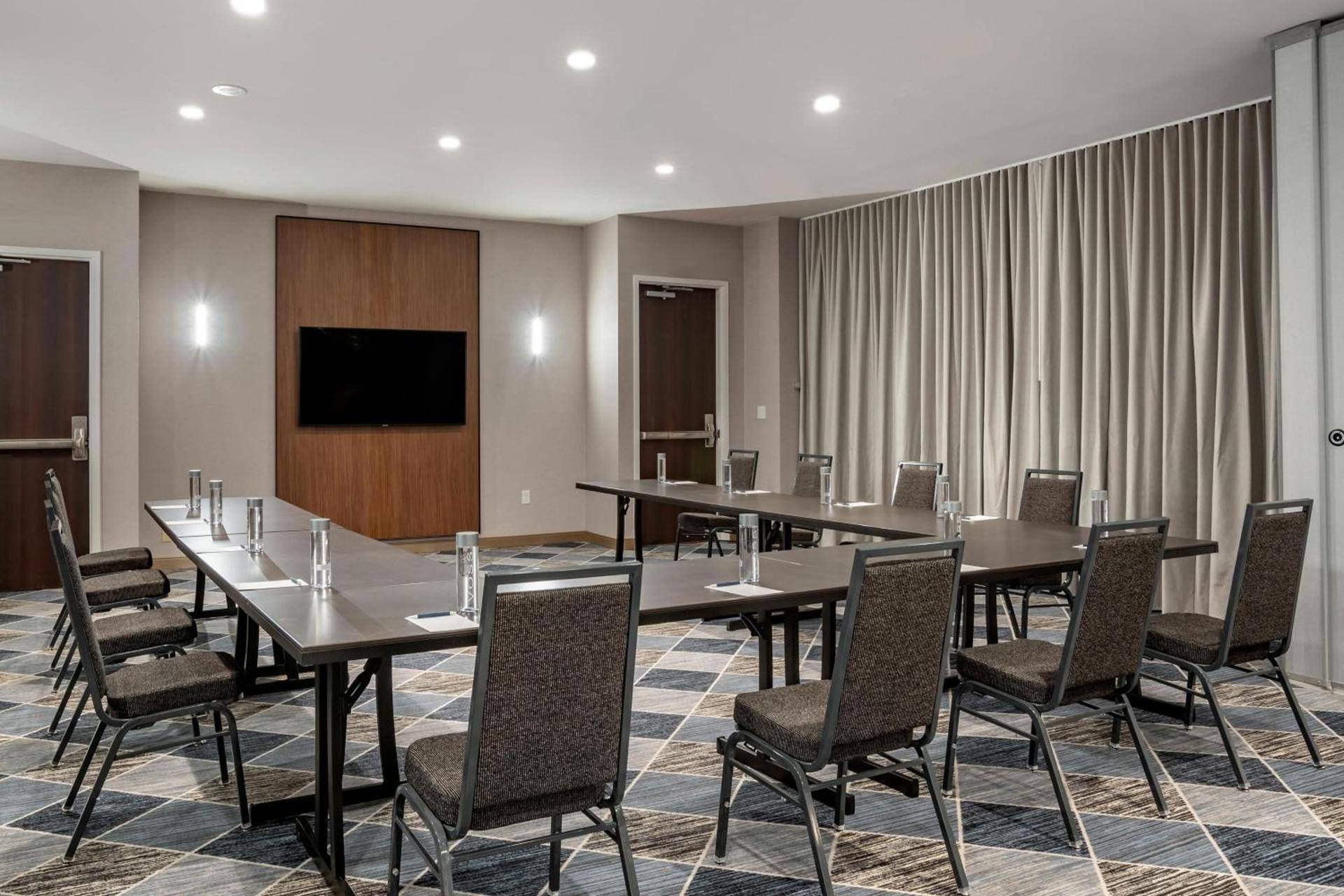 Sheraton Suites Old Town Alexandria photo 54
