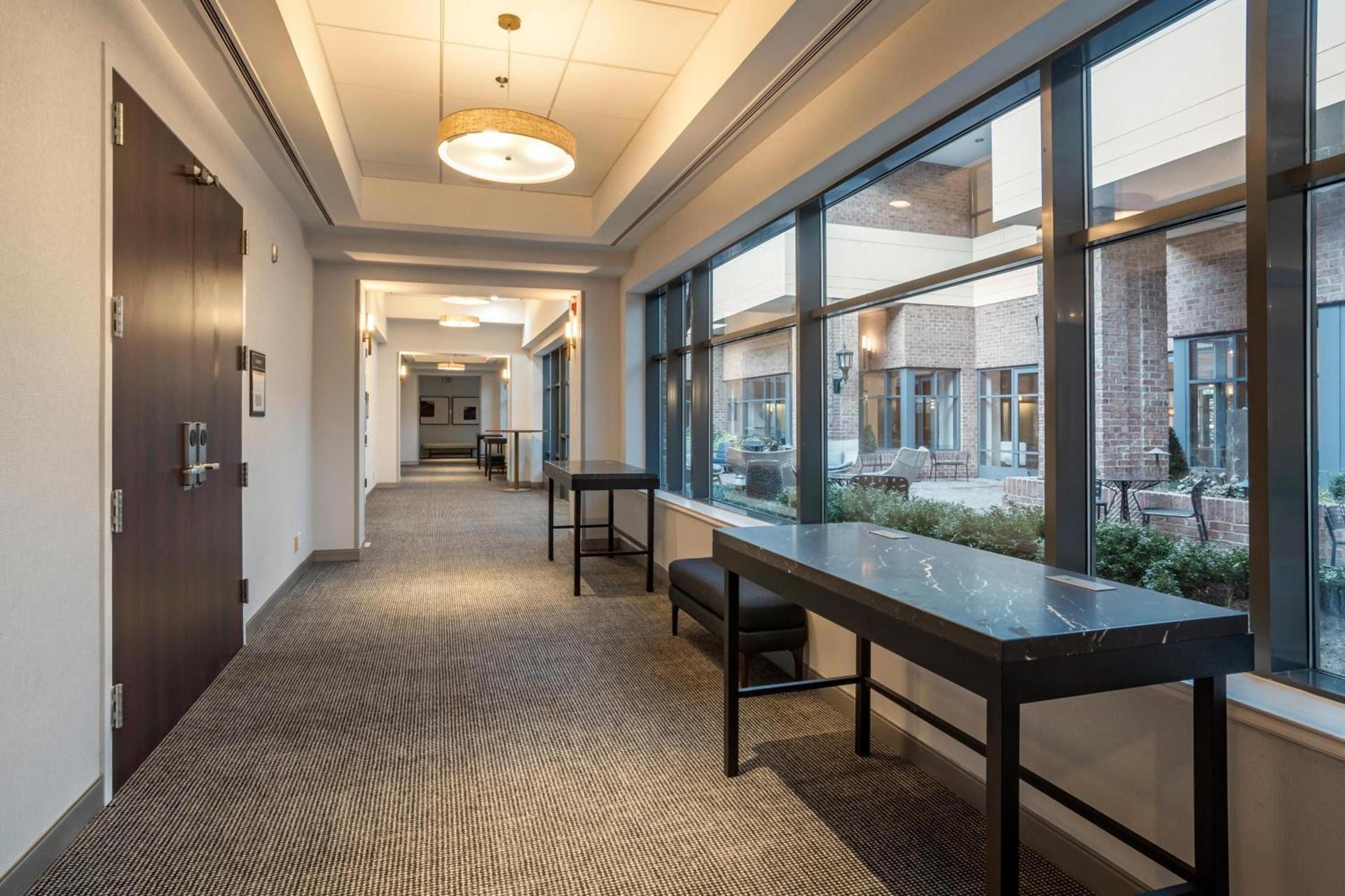 Sheraton Suites Old Town Alexandria photo 51