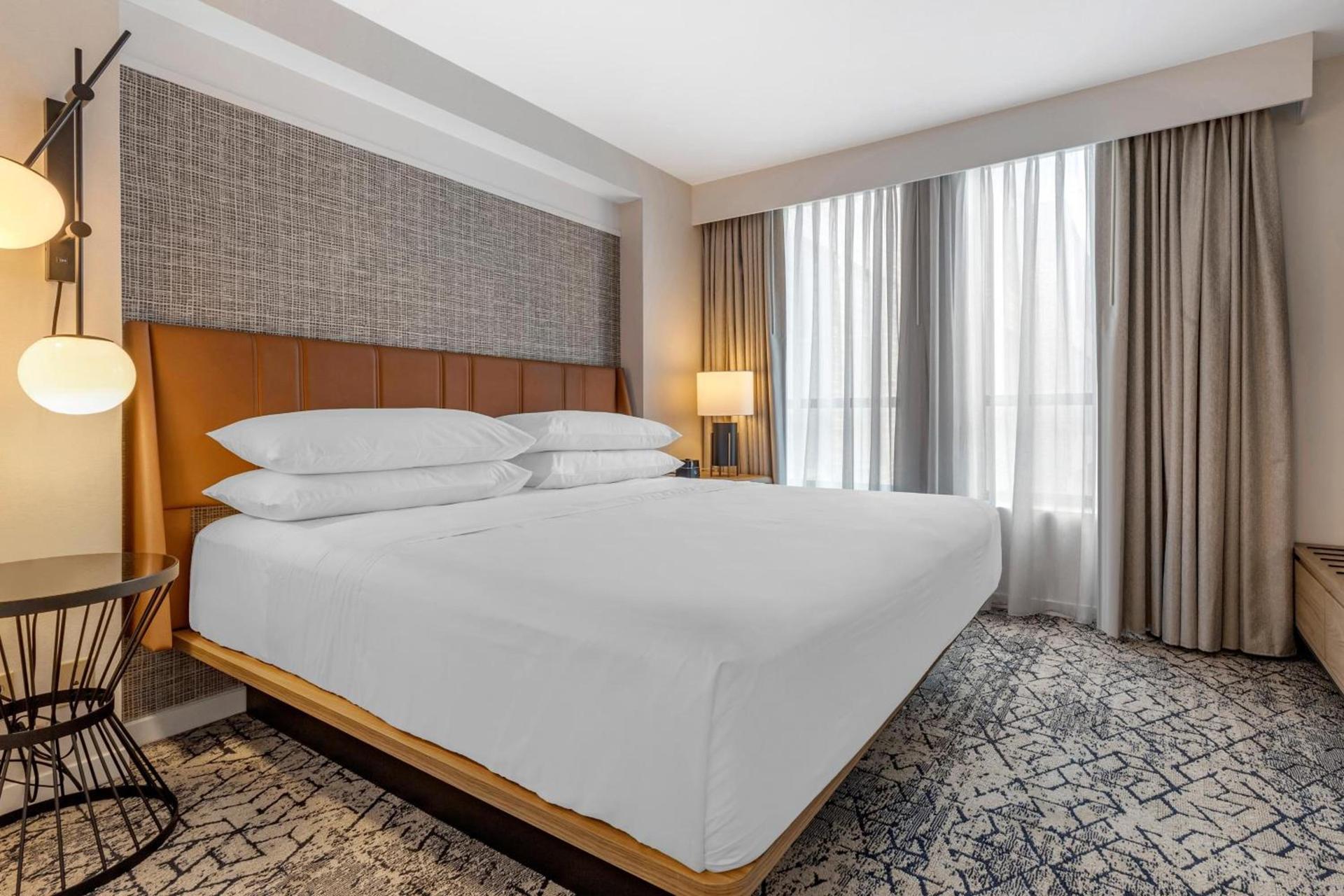 Sheraton Suites Old Town Alexandria photo 24
