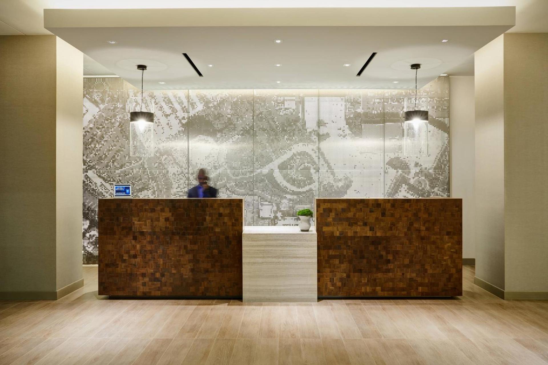 AC Hotel by Marriott Irvine photo 4