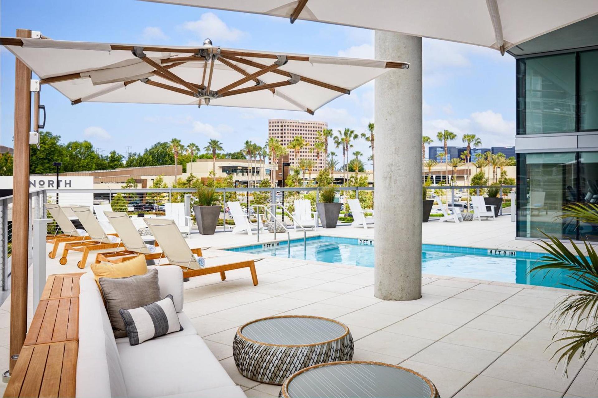 AC Hotel by Marriott Irvine photo 18
