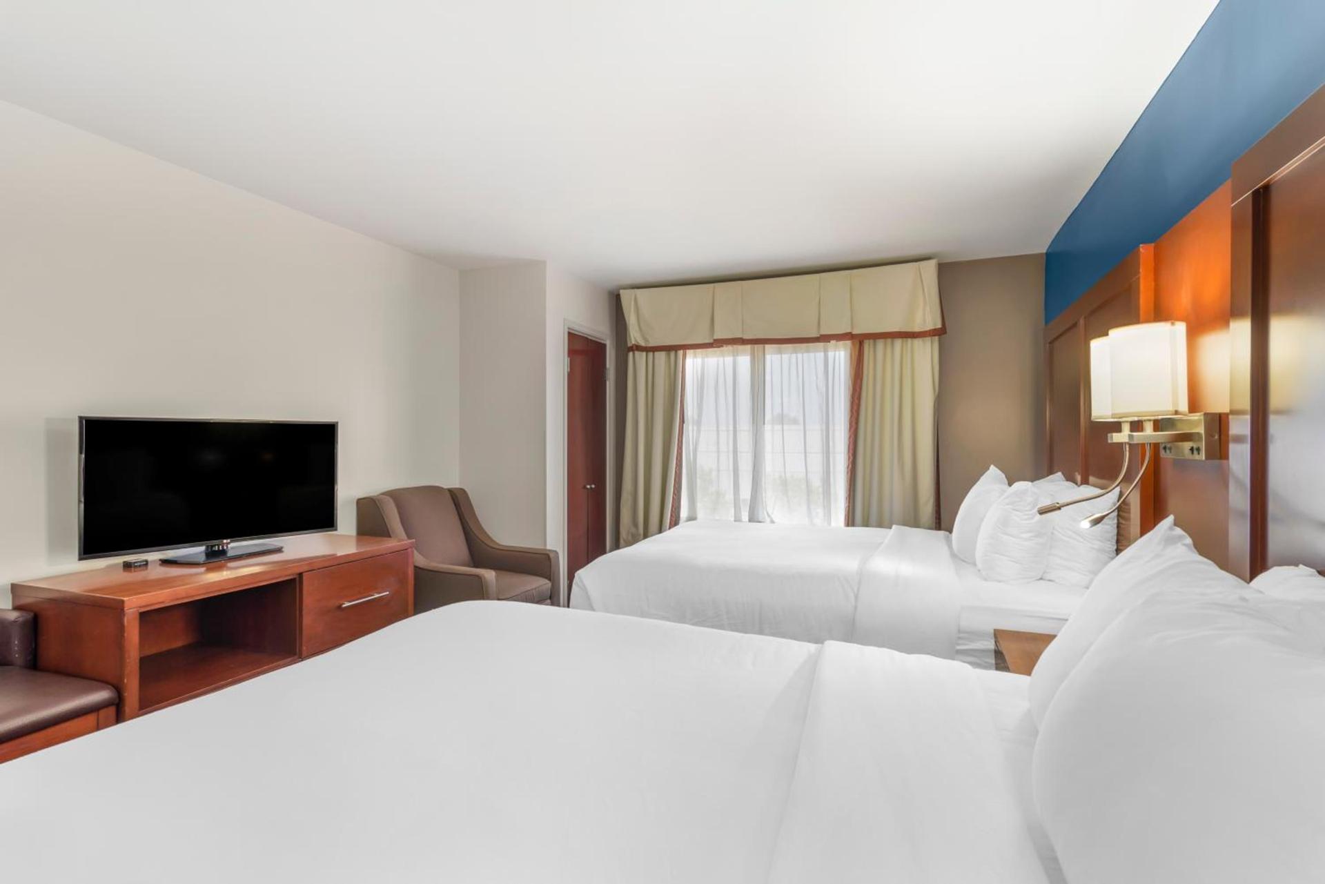 Comfort Suites Atlanta Airport photo 45