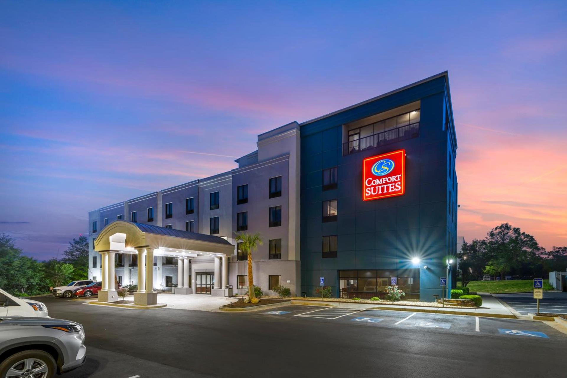 Comfort Suites Atlanta Airport photo 37
