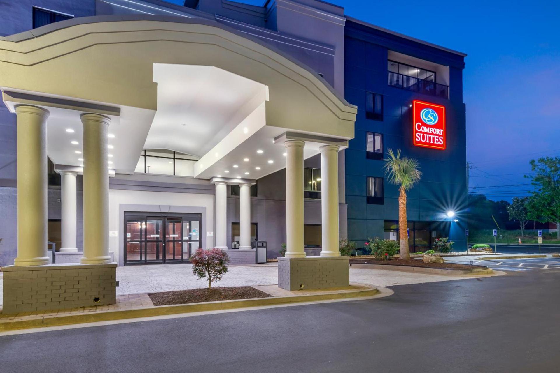 Comfort Suites Atlanta Airport photo 38