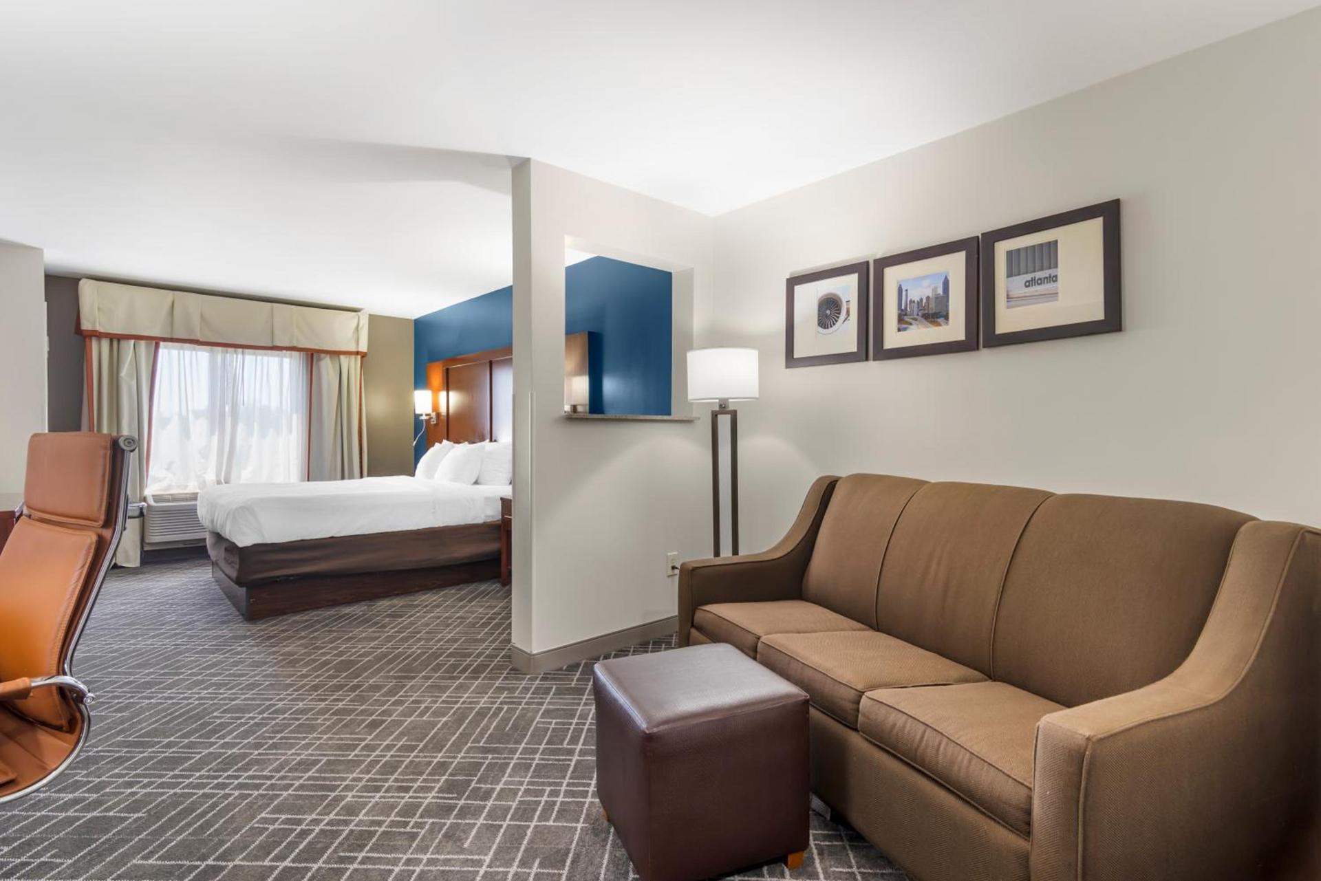 Comfort Suites Atlanta Airport photo 53