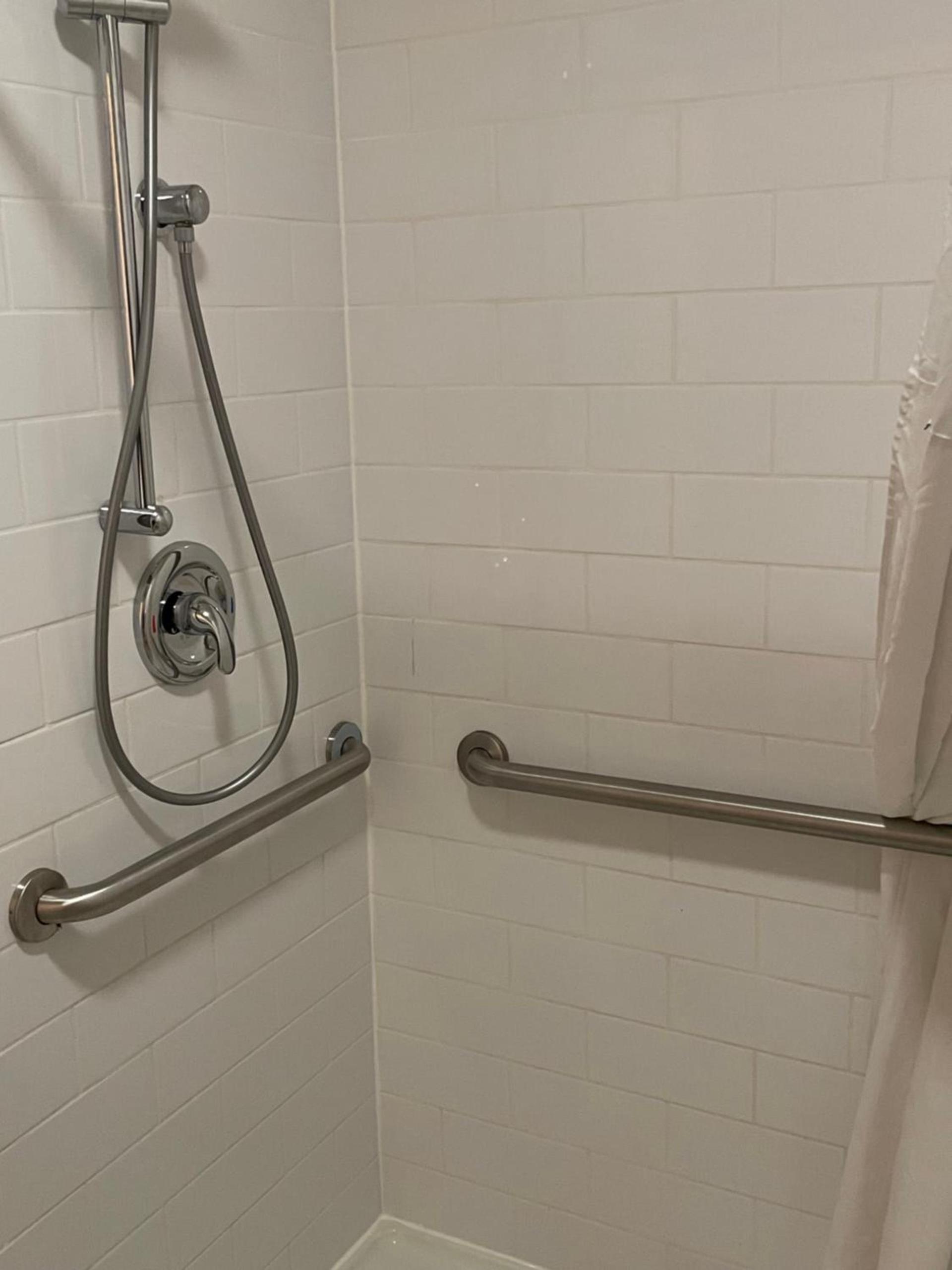 Skyway Inn - Seatac photo 22