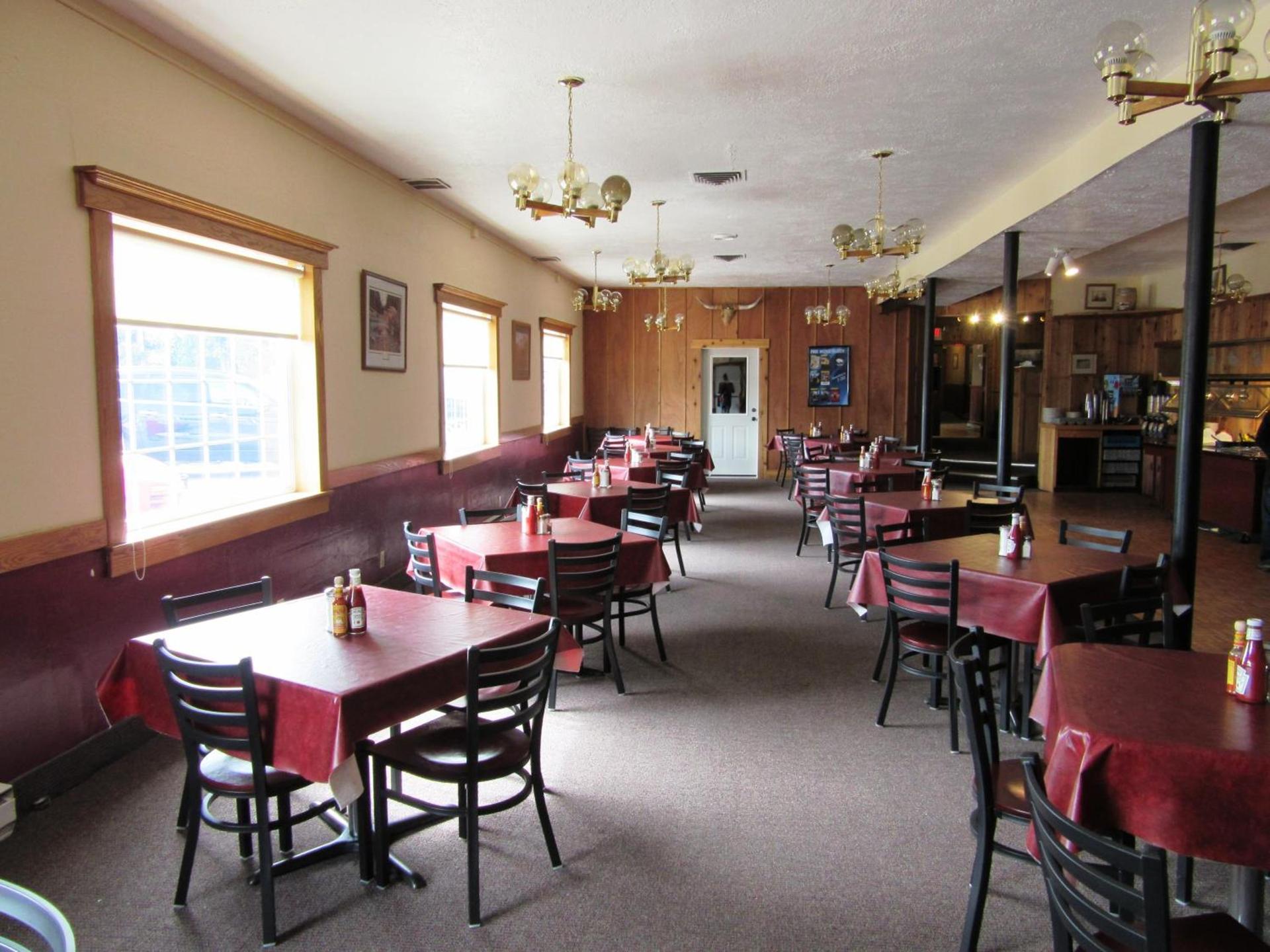 White Buffalo Hotel photo 42