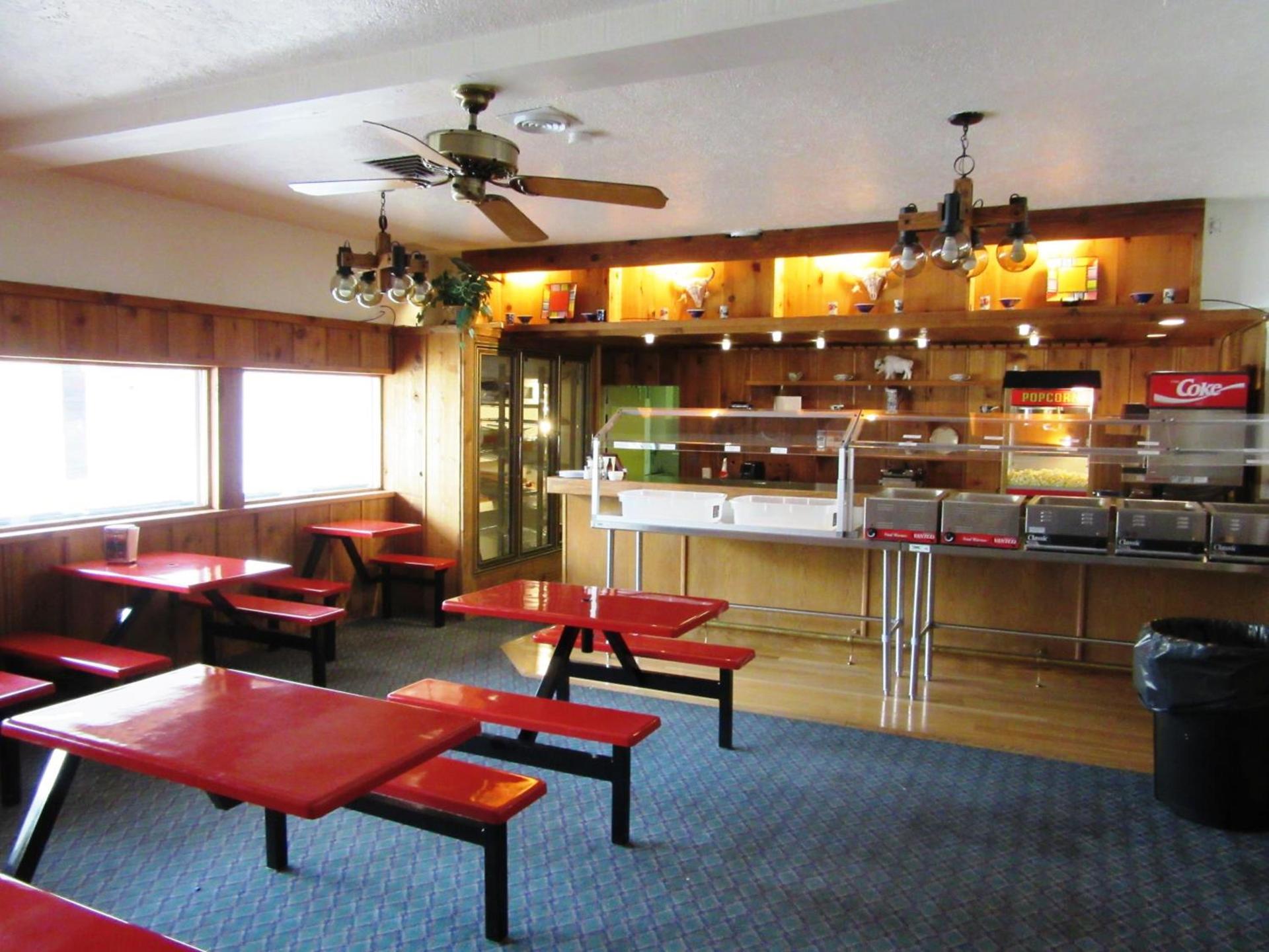 White Buffalo Hotel photo 40