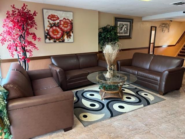 Wolf Inn Hotel photo 16