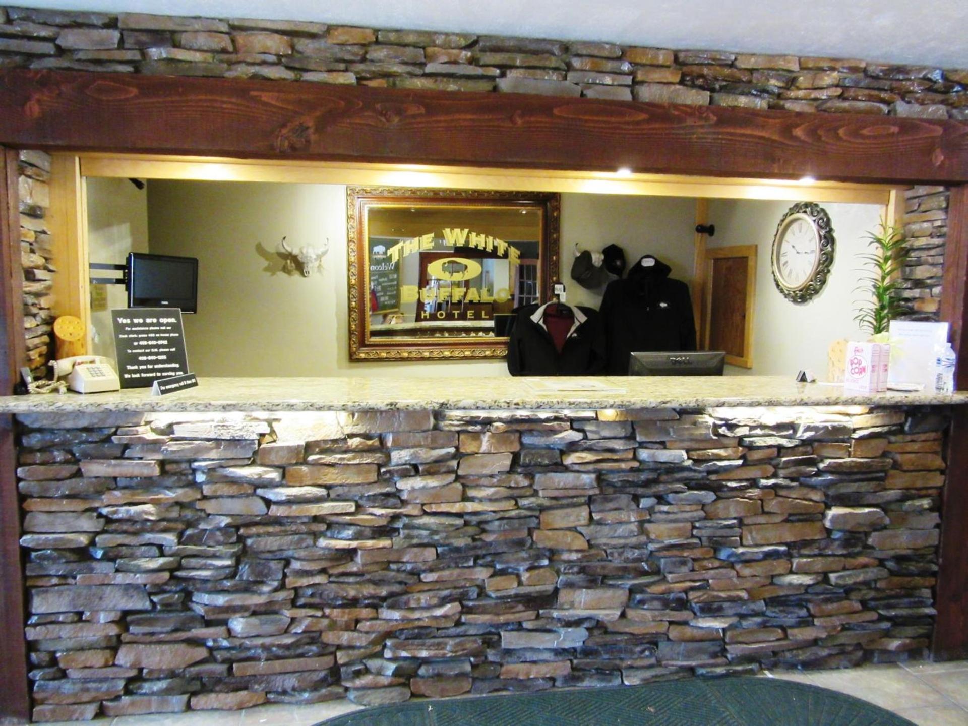 White Buffalo Hotel photo 13