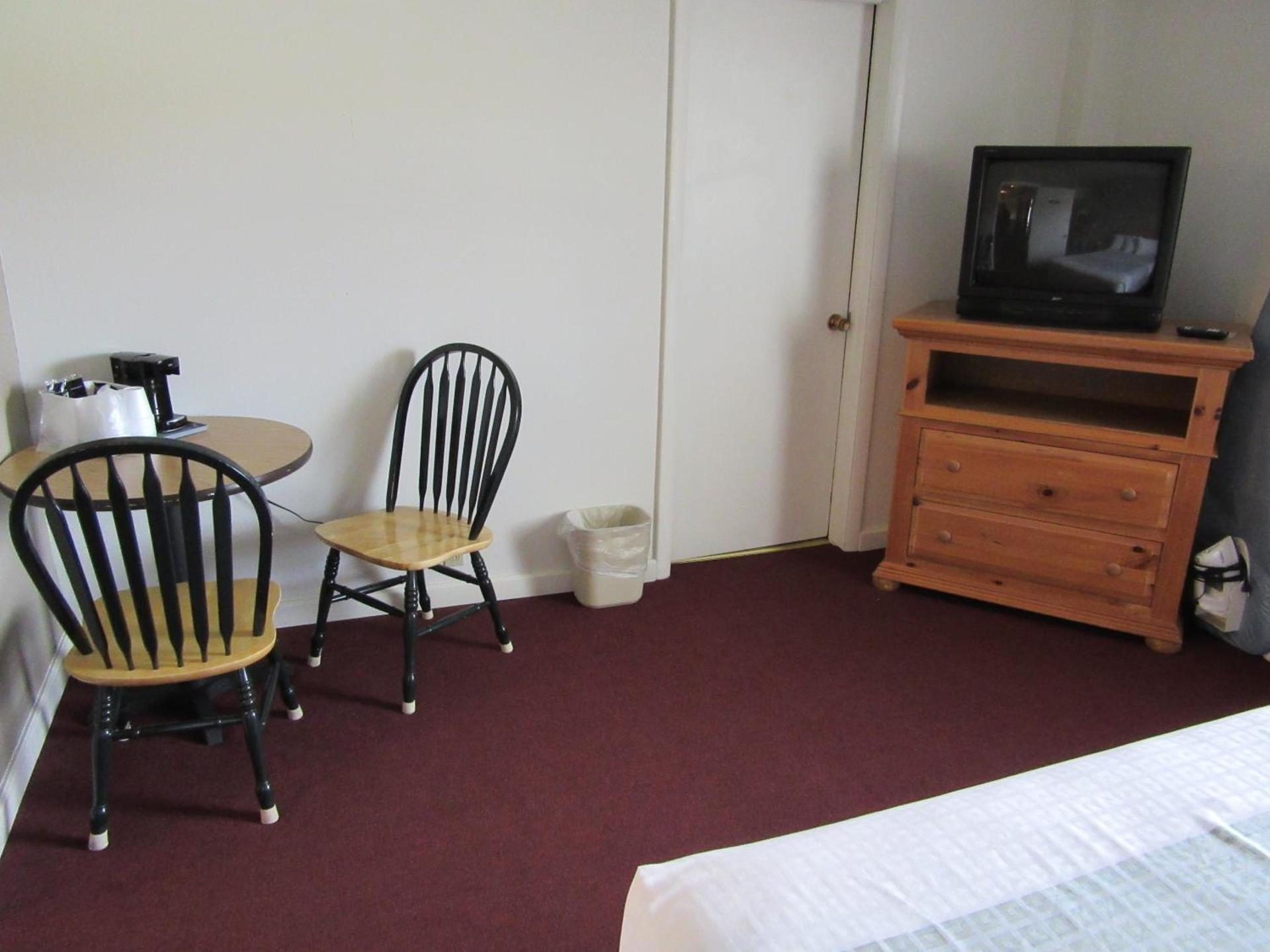 White Buffalo Hotel photo 21