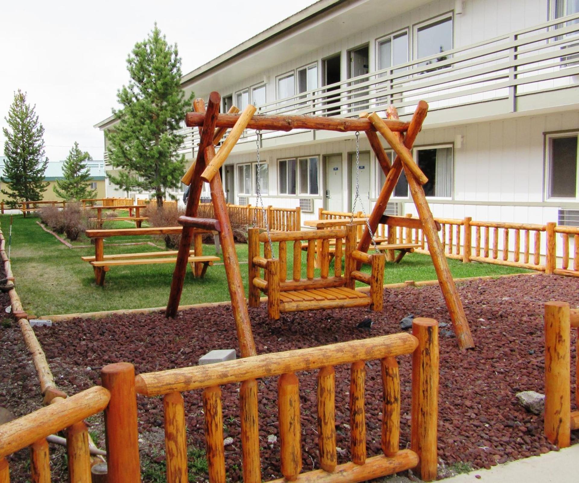White Buffalo Hotel photo 35