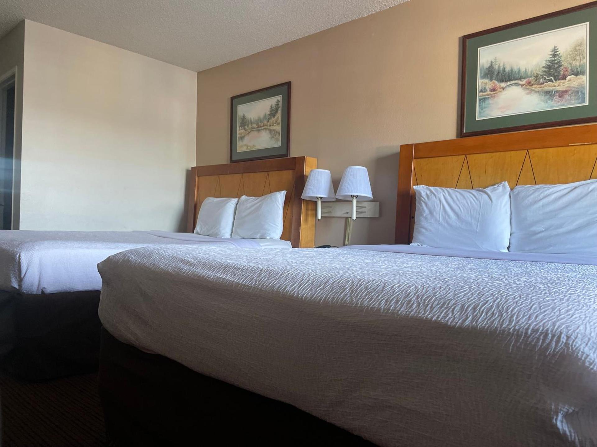 Skyway Inn - Seatac photo 40