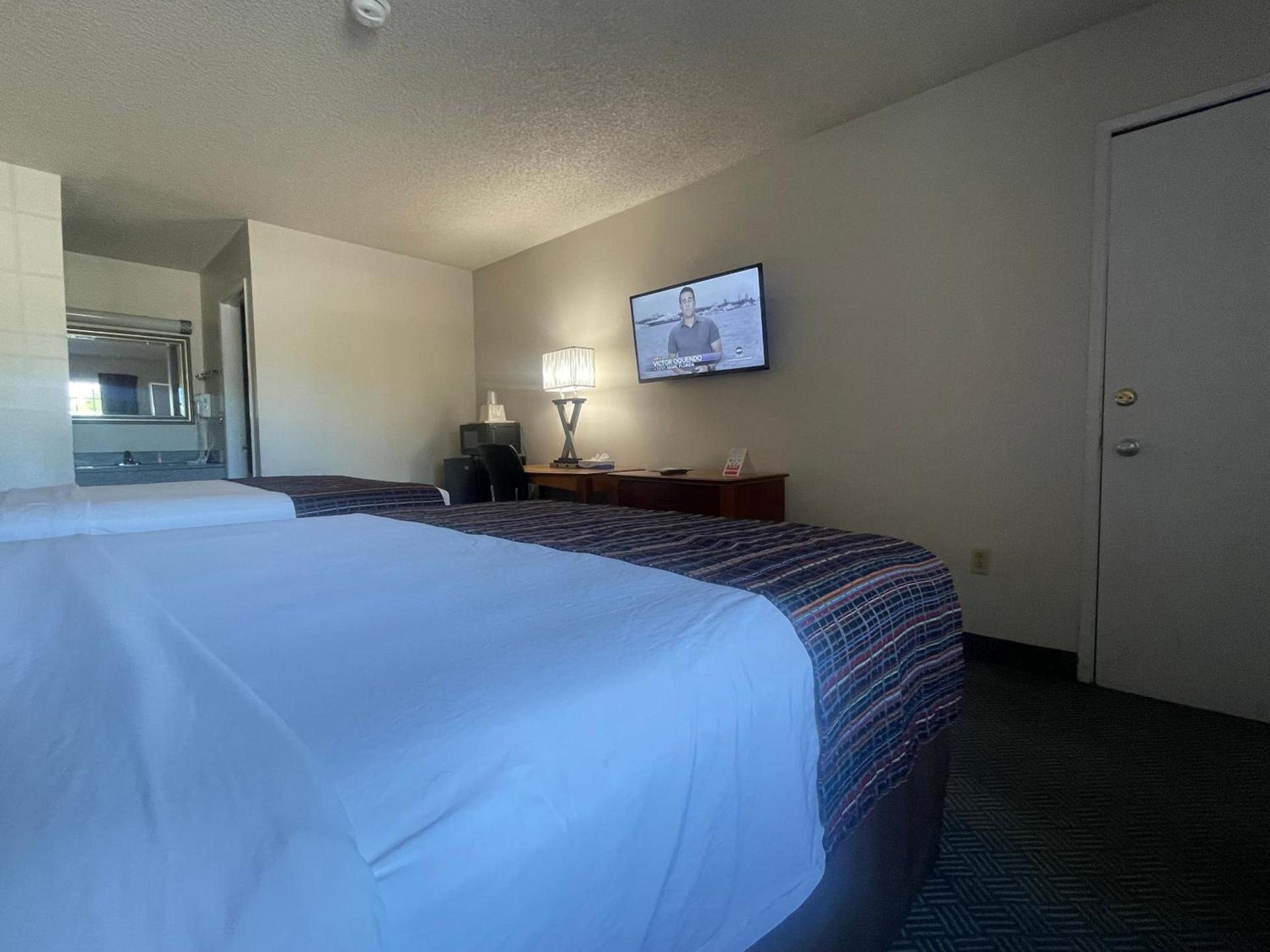 Skyway Inn - Seatac photo 34