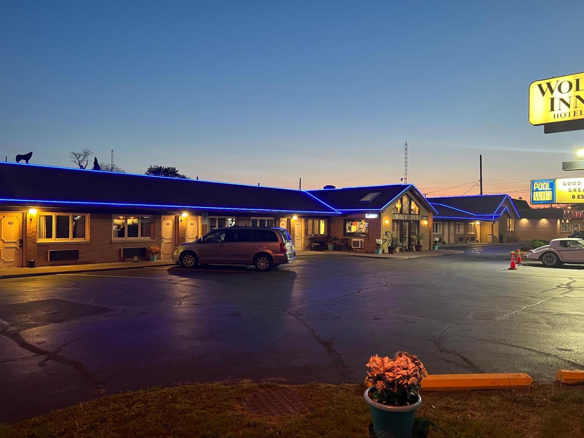 Wolf Inn Hotel photo 69