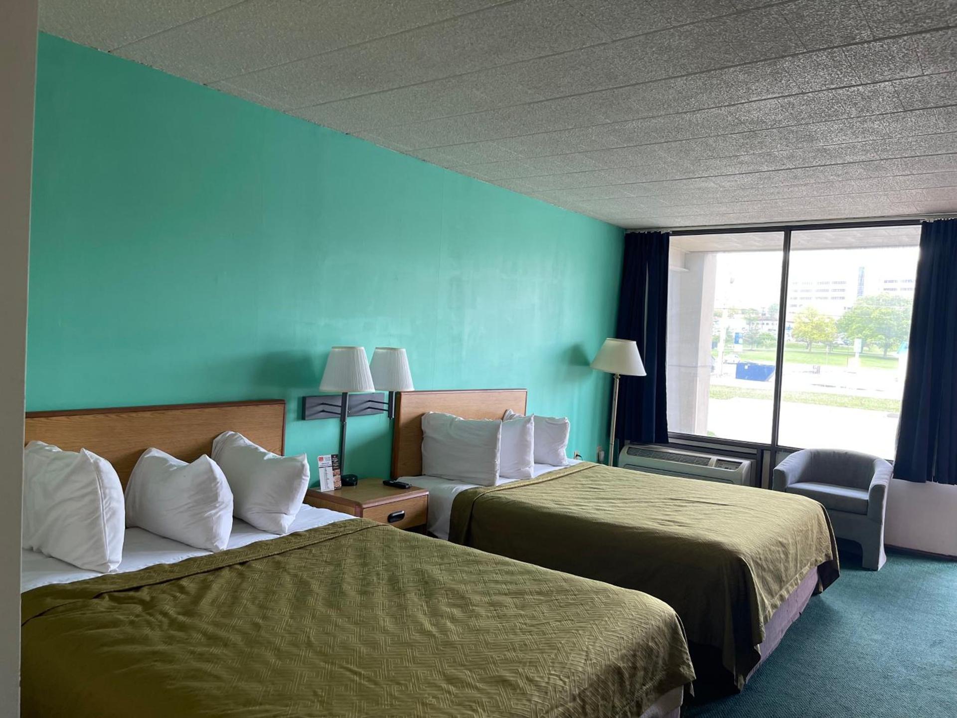 Horseshoe Curve Lodge photo 2