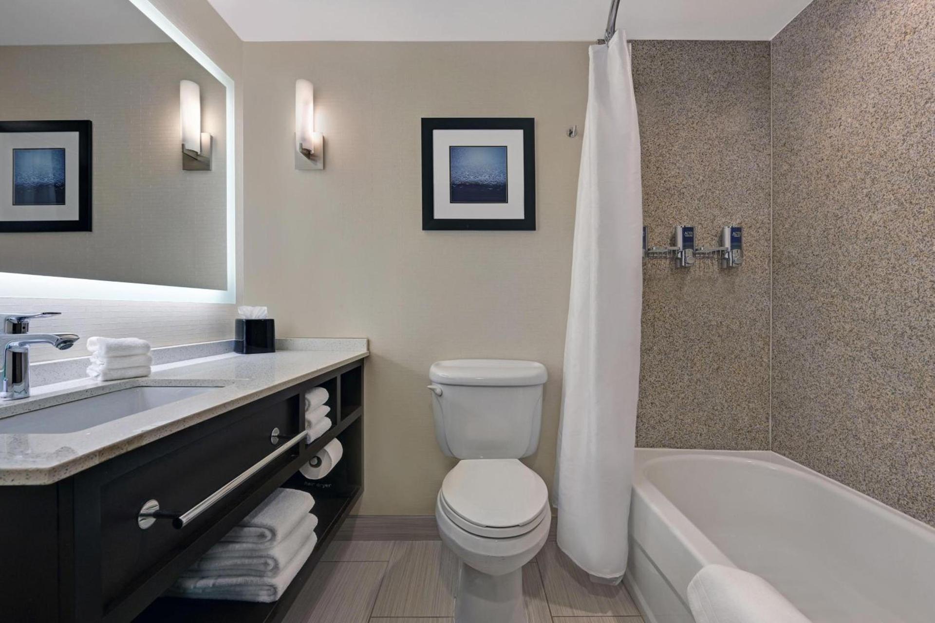Four Points by Sheraton Birmingham Homewood photo 9